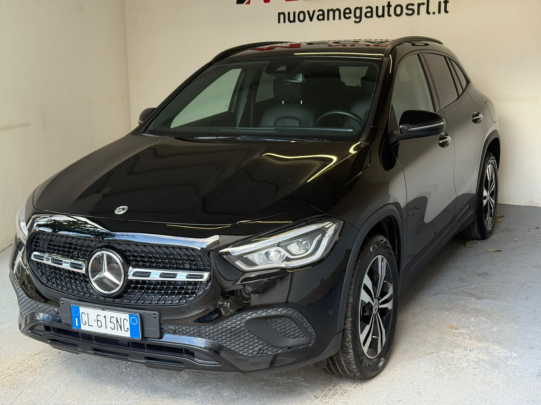 
								Mercedes-Benz GLA 200 d Sport Plus 4 MATIC full									