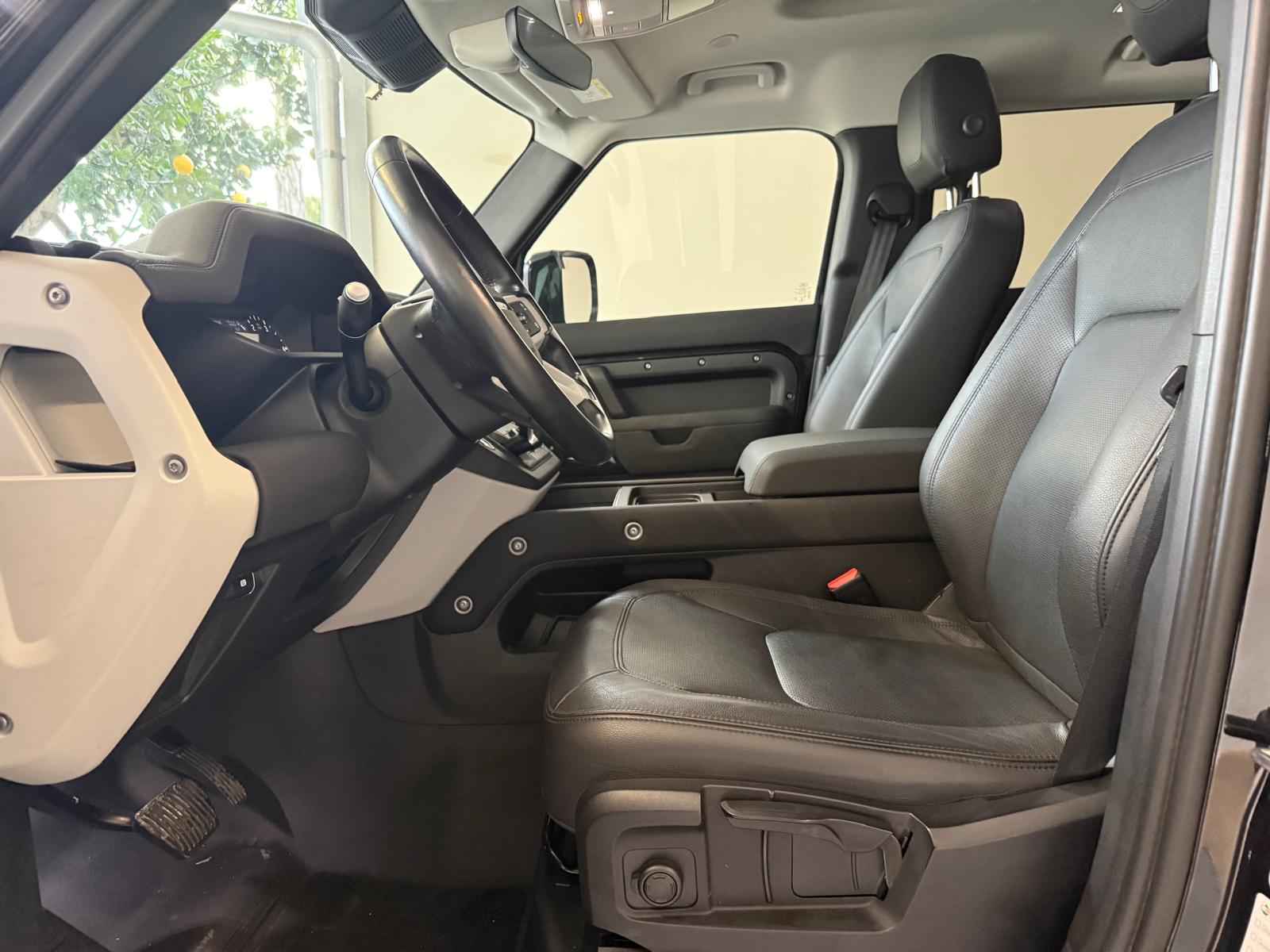 Land Rover Defender 110 3.0 D200 Mild-Hybrid 110 S