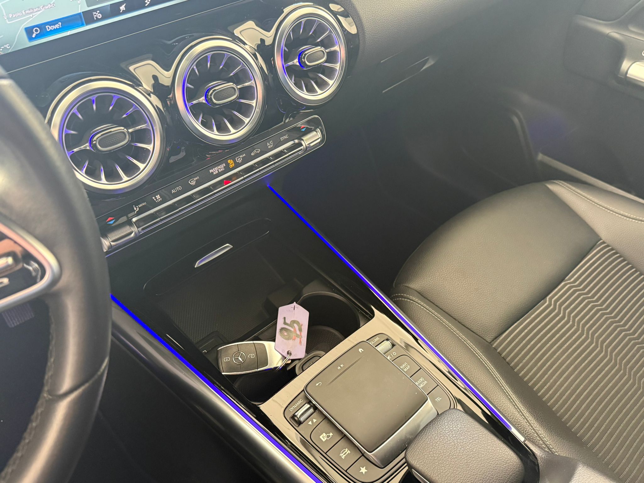 
								Mercedes-Benz GLA 220 d Sport Plus full									