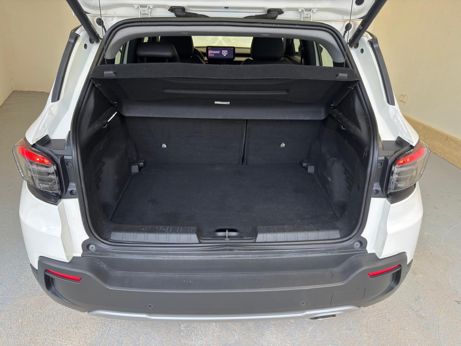 
								Jeep Avenger 1.2 T-GDI ALTITUDE full									