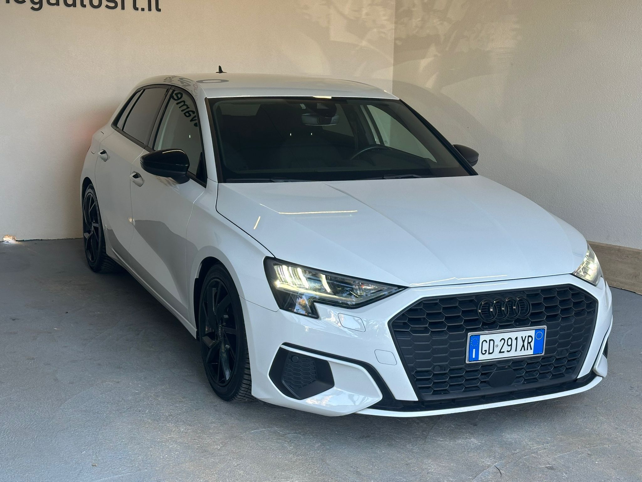 
								Audi A3 Sportback 2.0 TDI full									