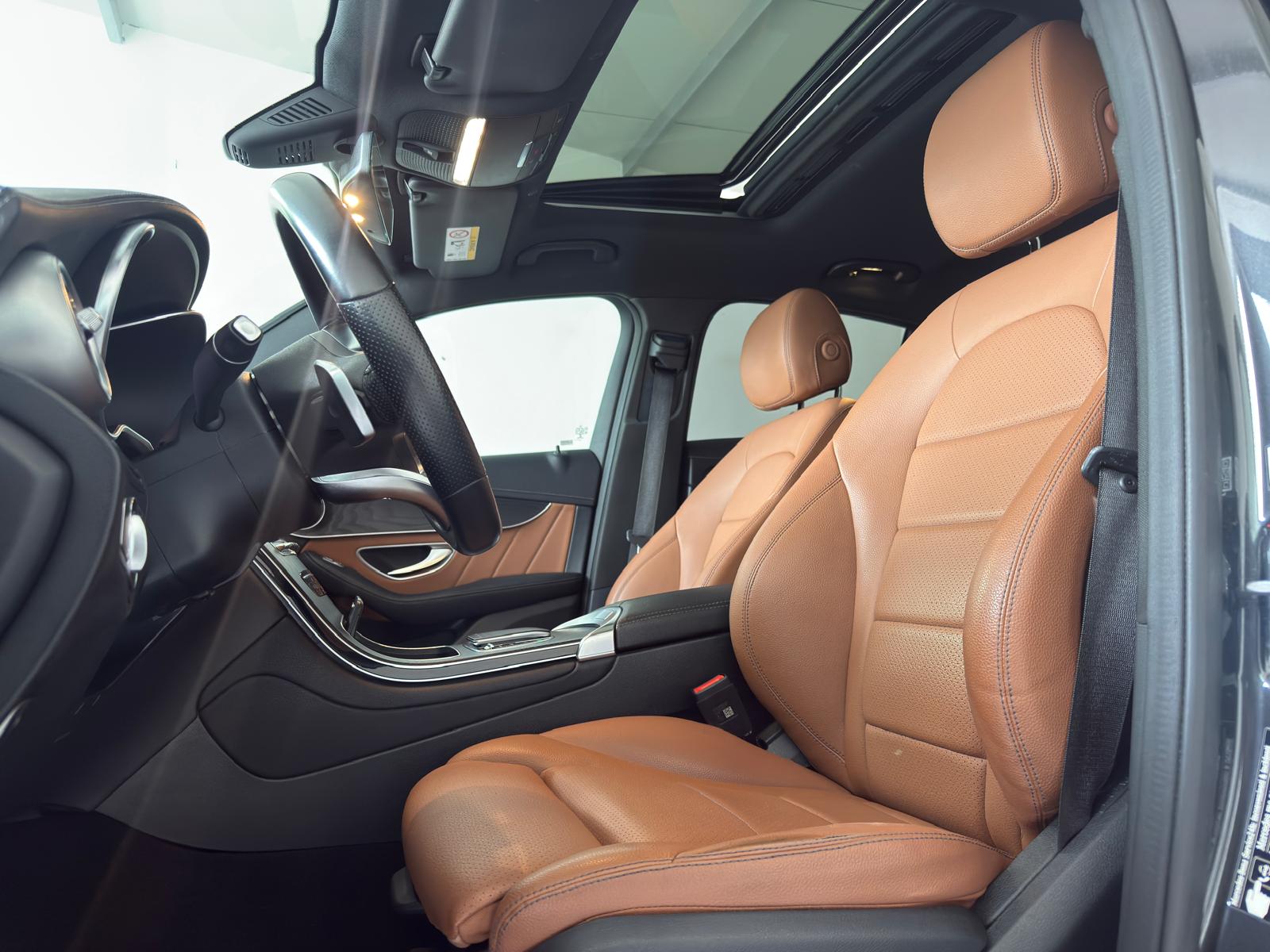 
								Mercedes-Benz GLC Coupe 220 d Premium 4Matic full									