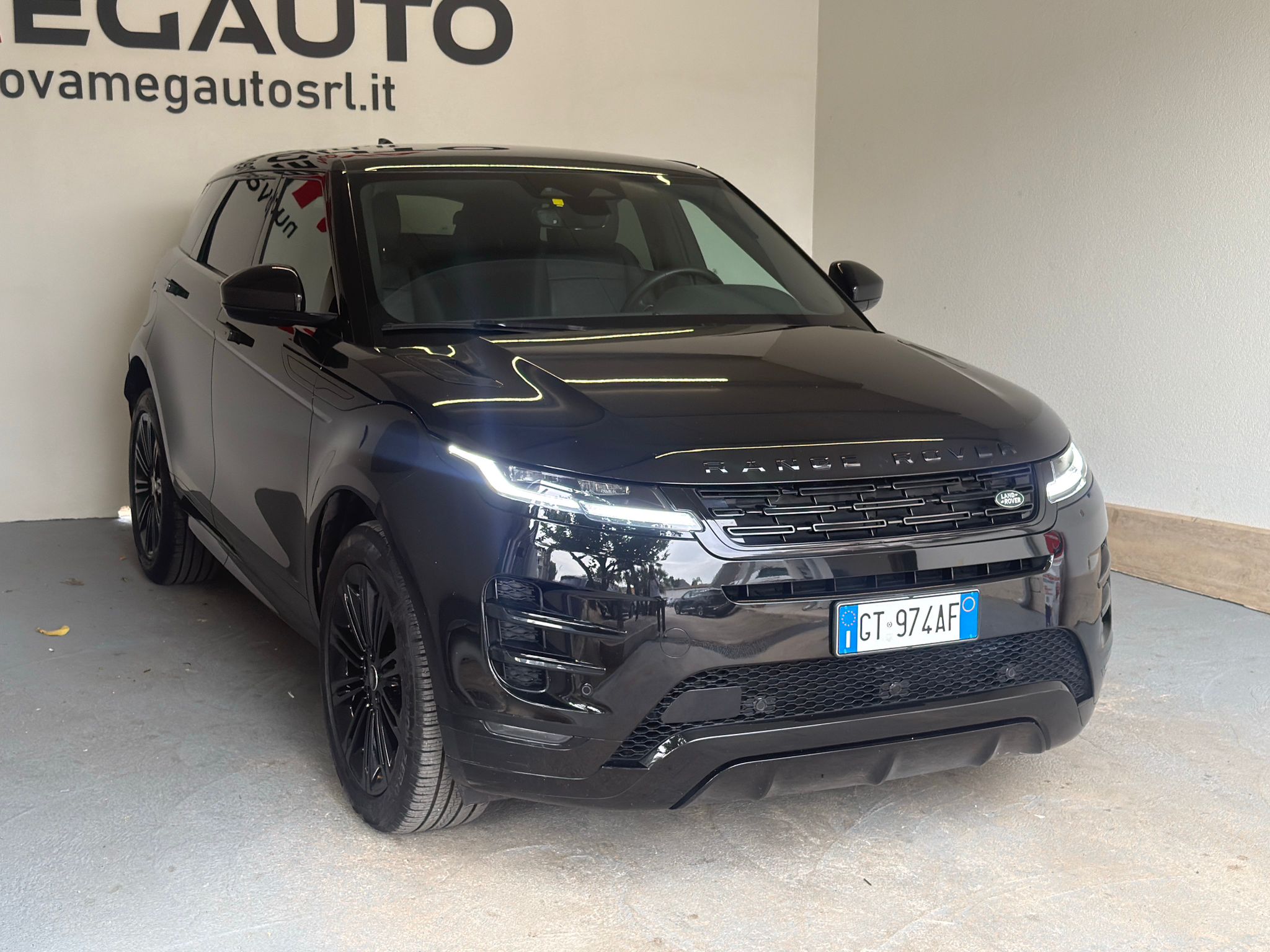 Land Rover Range Rover Evoque 2.0 D165 Mild-Hybrid Dynamic SE