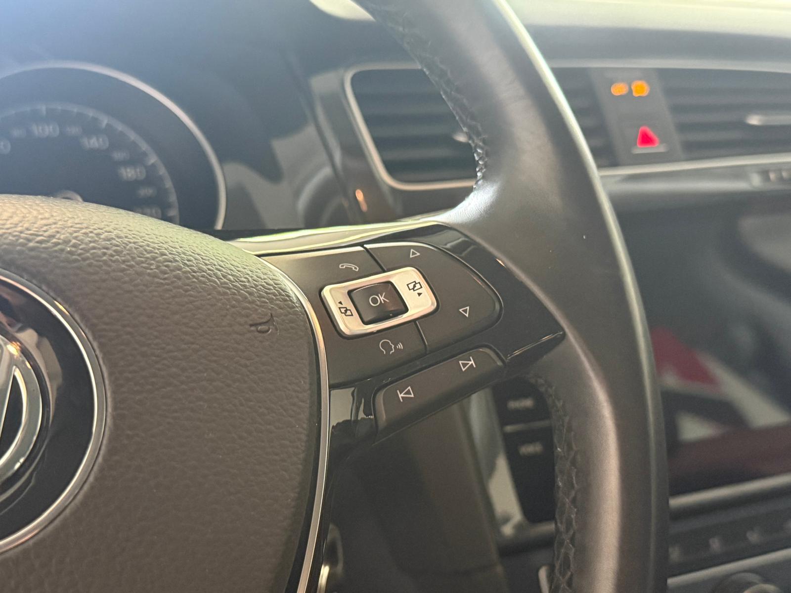 
								Volkswagen Golg 1.6 TDI 115CV BlueMotion Technology full									