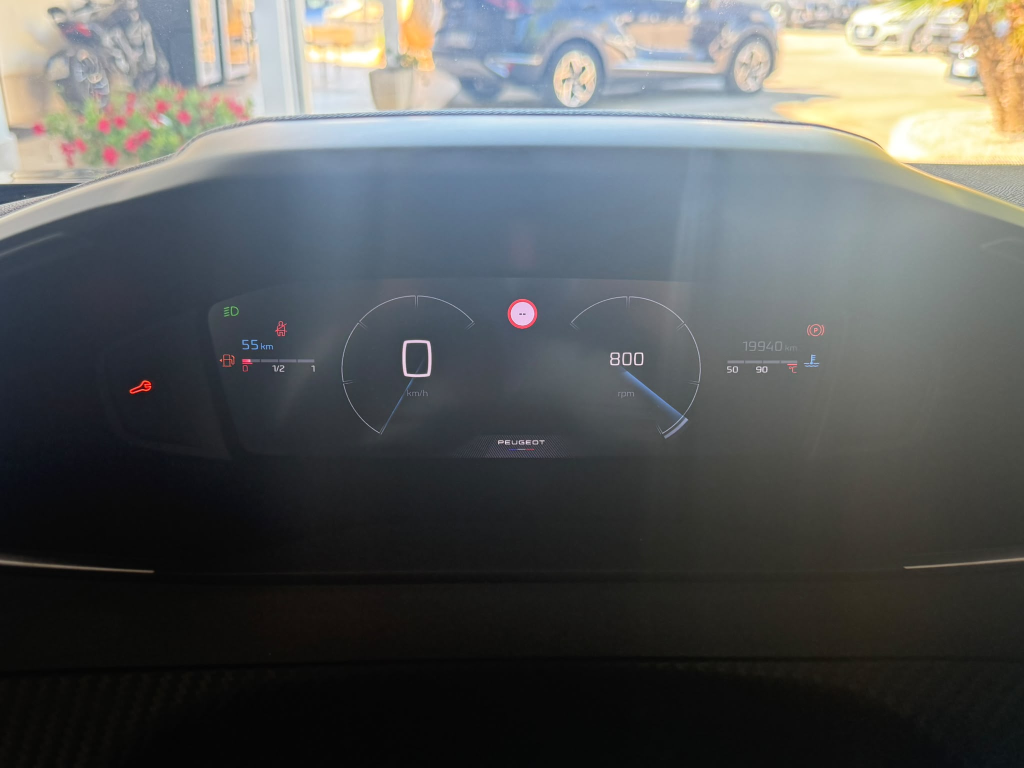 
								PEUGEOT 2008 PureTech 100 S&S Allure full									
