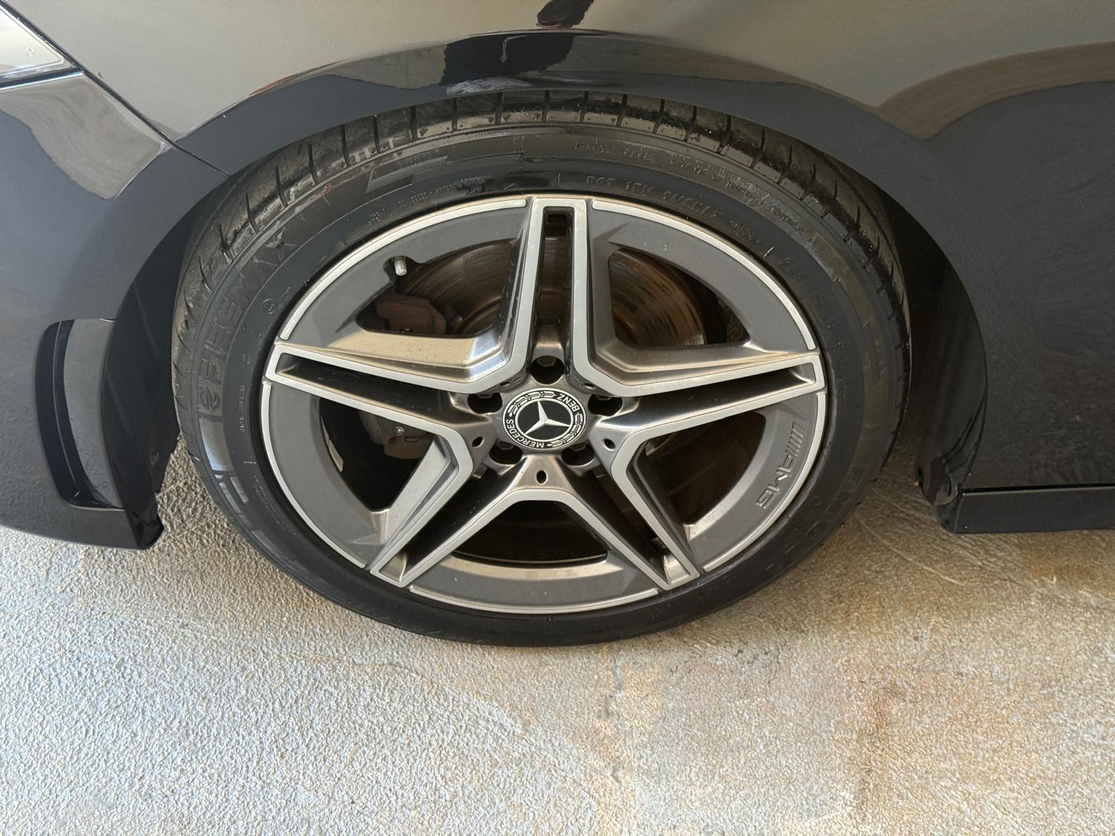 
								MERCEDES-BENZ CLASSE A 180D PREMIUM full									