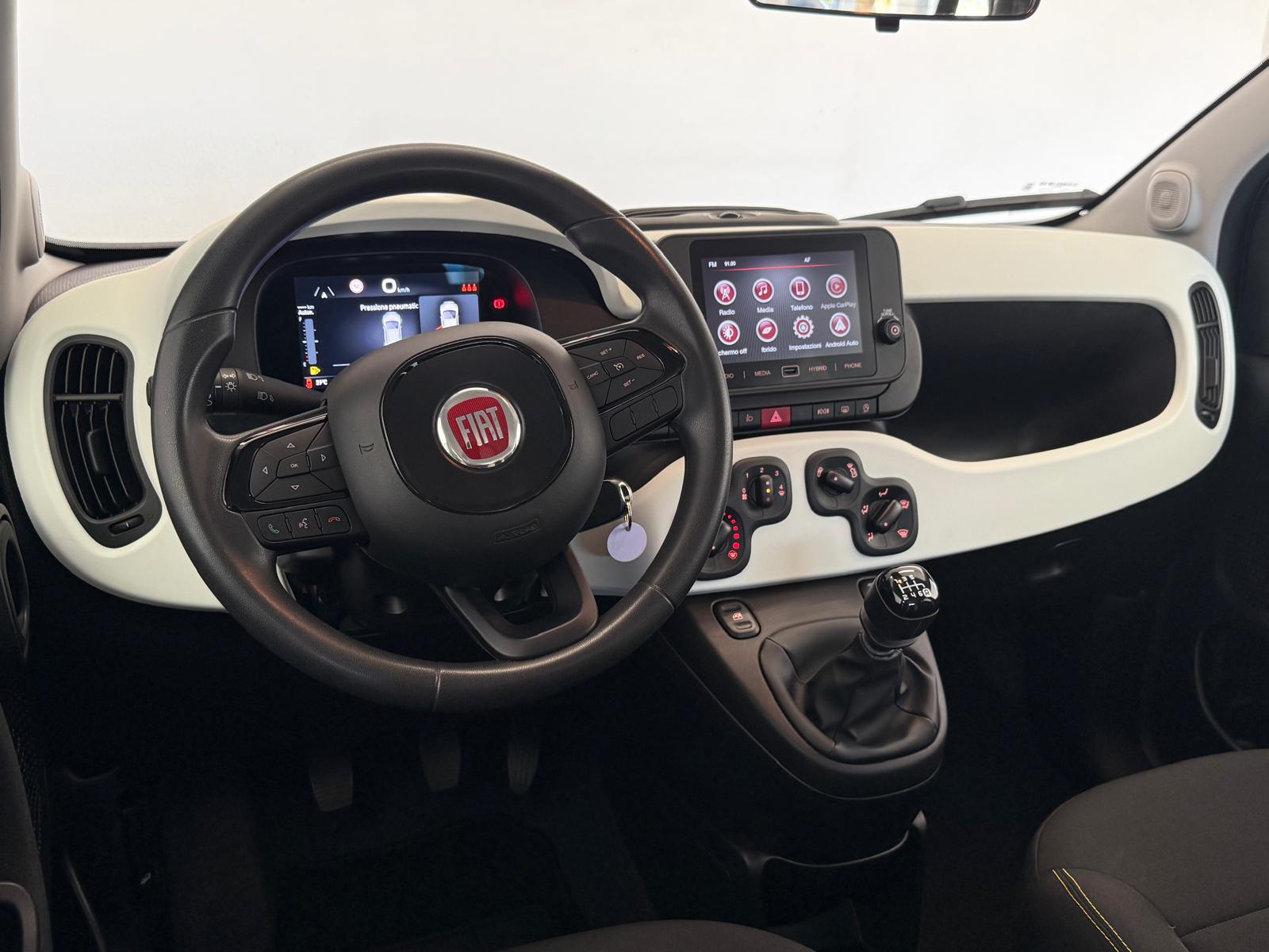 
								FIAT  Pandina Cross 1.0 FireFly S&S Hybrid full									