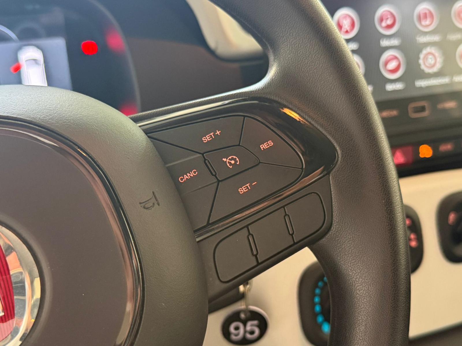 
								FIAT Pandina Cross 1.0 FireFly S&S Hybrid full									