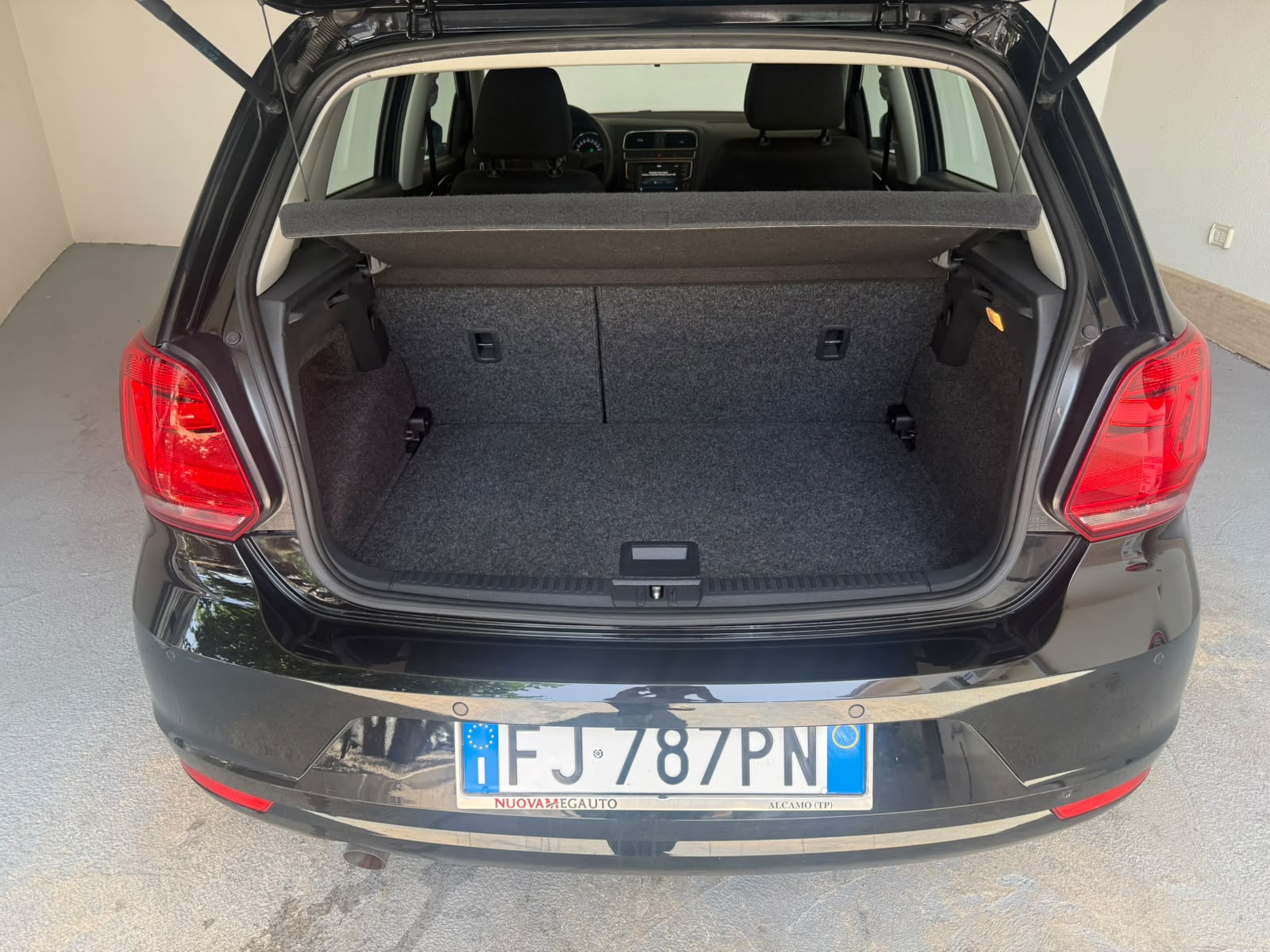 
								Volkswagen Polo V 1.4 TDI Comfortline full									