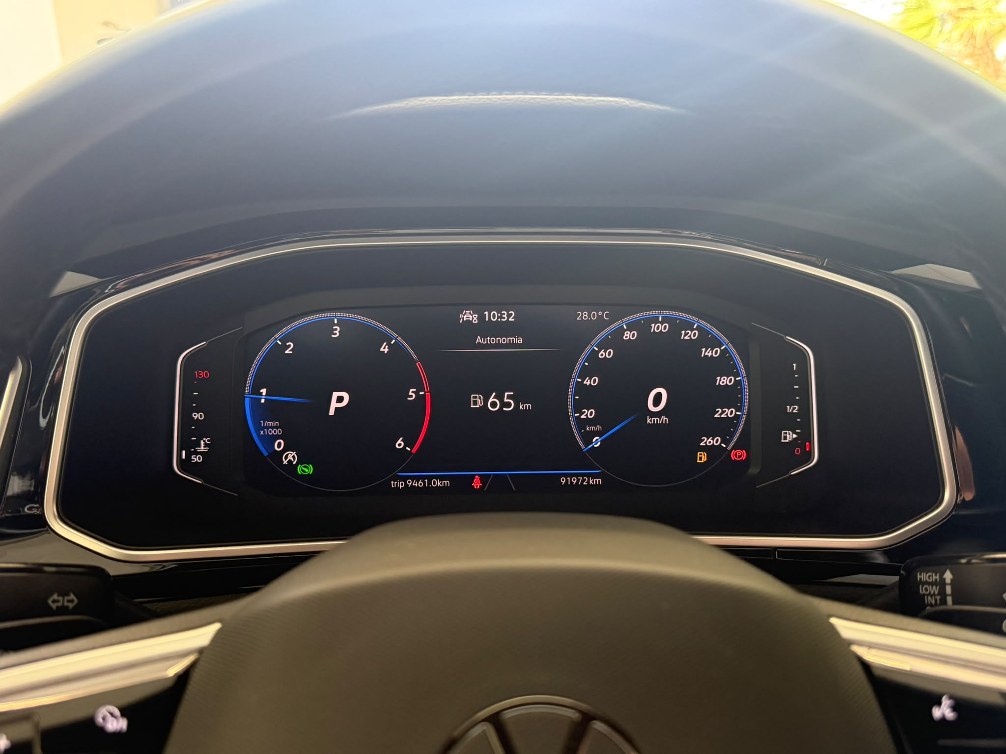 
								Volkswagen T-Roc 2.0 TDI R-Line full									