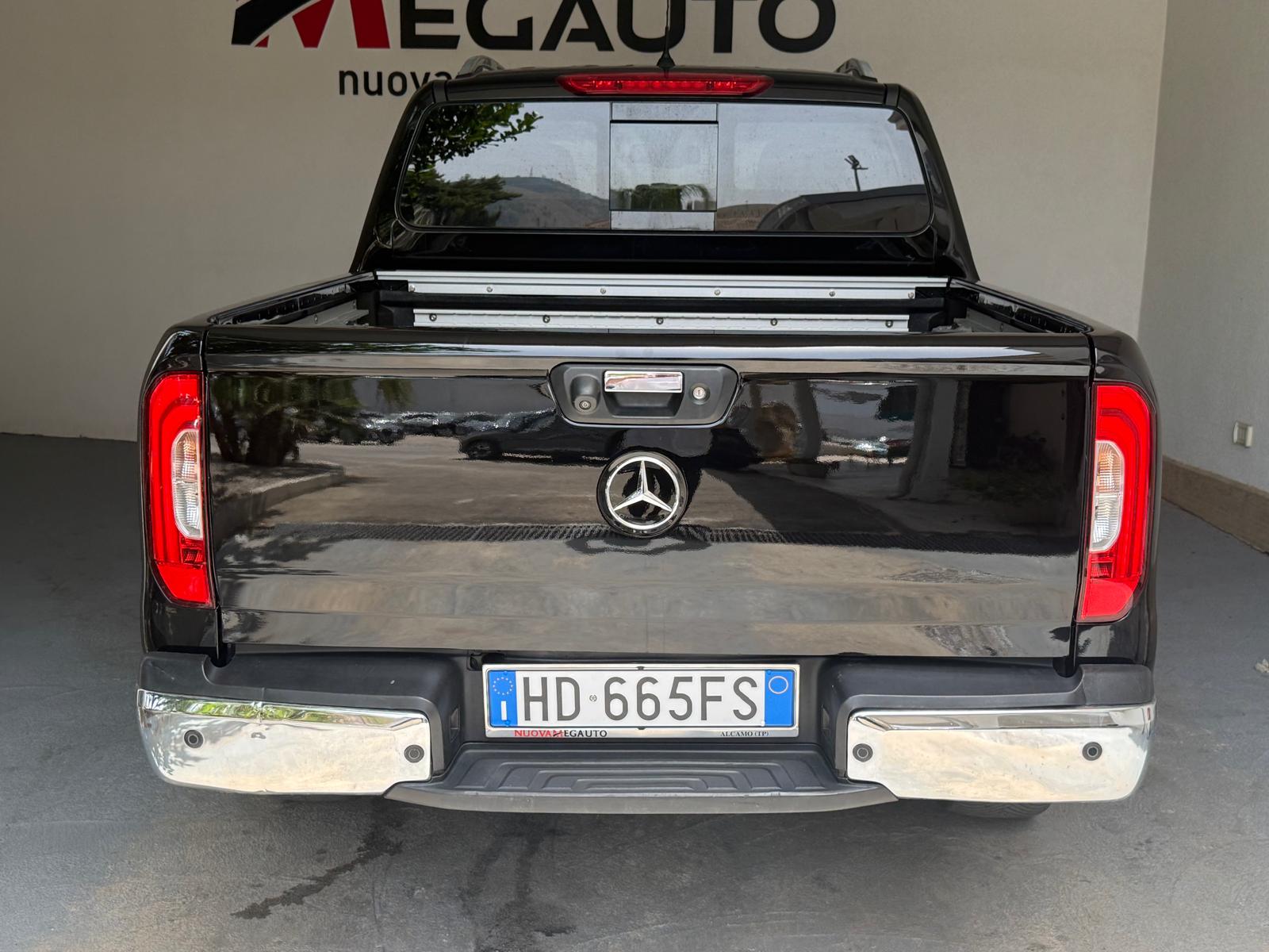 
								Mercedes-Benz X 350 d Power 4Matic full									