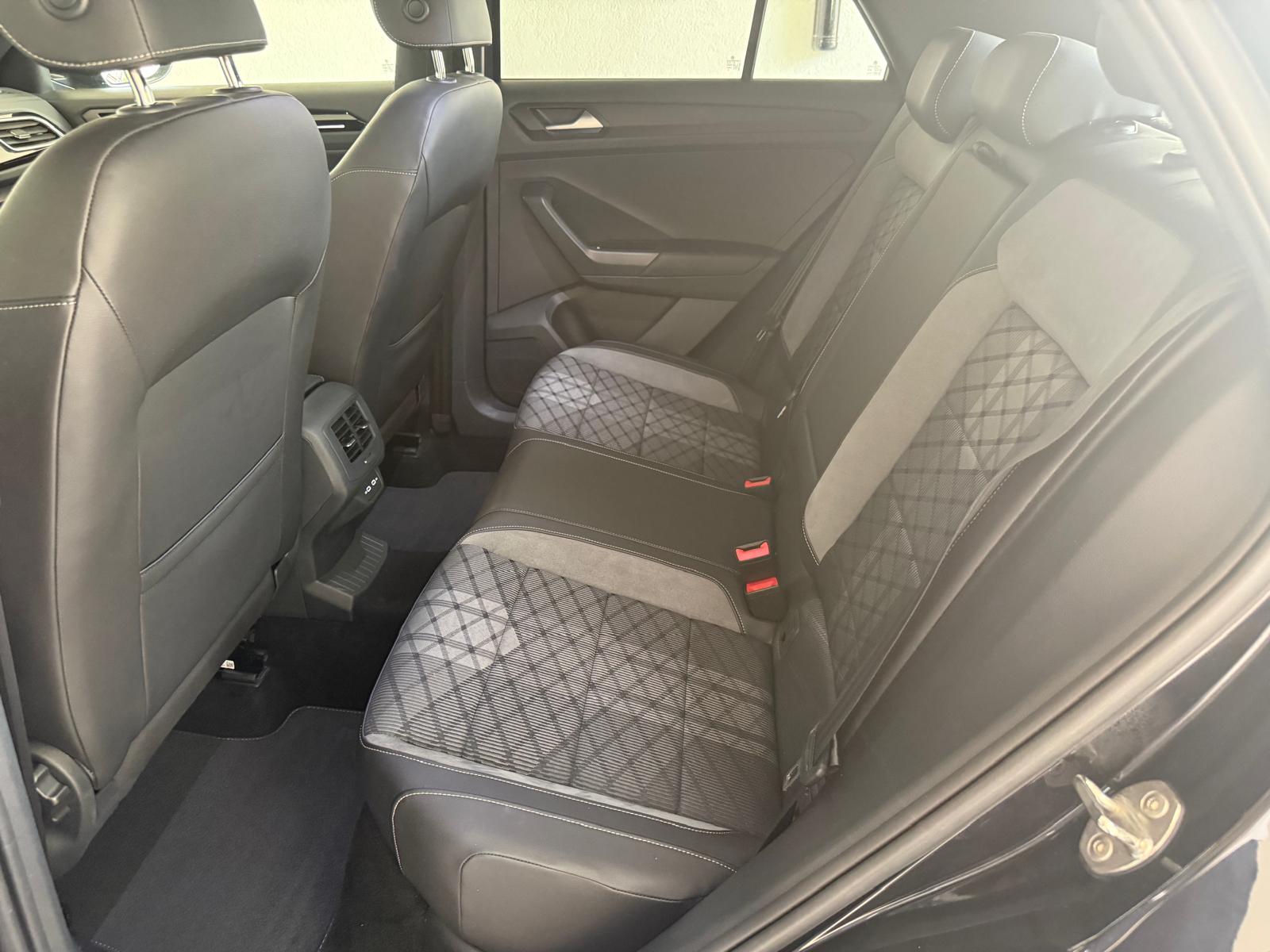
								Volkswagen T-Roc 2.0 TDI R-Line full									