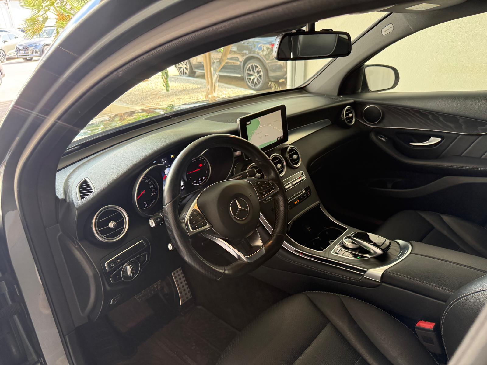 
								Mercedes-Benz Classe GLC Coupe 250 d Premium 4Matic full									