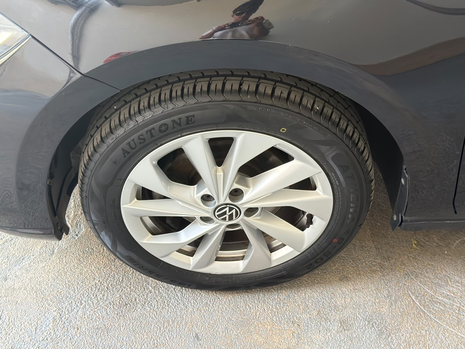 
								Volkswagen Polo 1.0 TSI Style full									