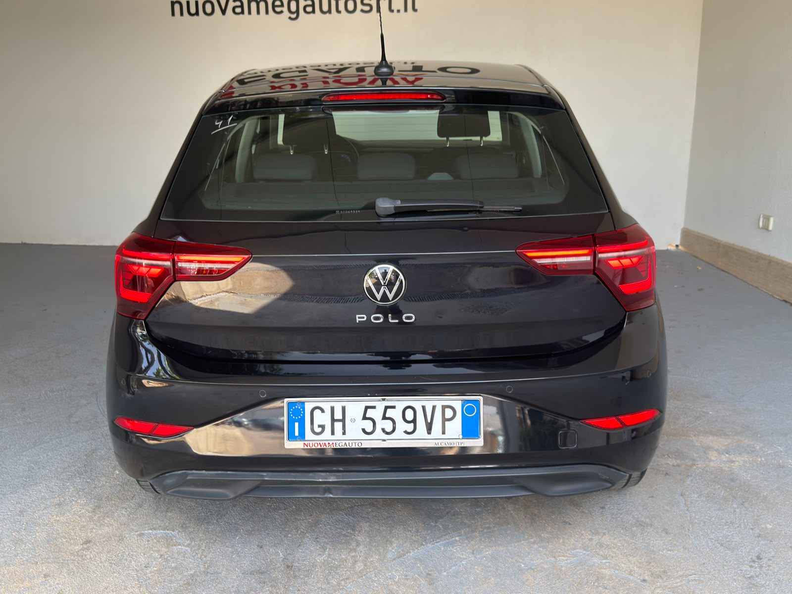 
								Volkswagen Polo 1.0 TSI Style full									