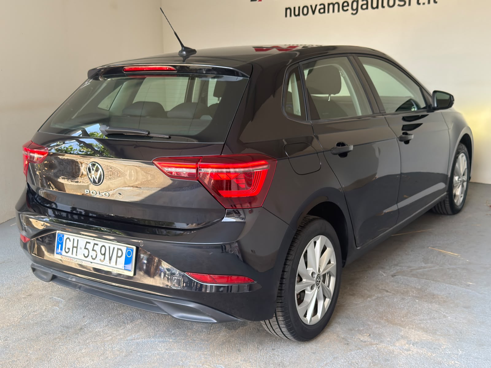 
								Volkswagen Polo 1.0 TSI Style full									