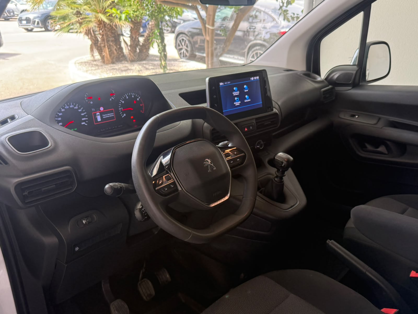 
								Peugeot Rifter 1.5 BlueHDi 100 FAP Active Pack N1 L1 full									