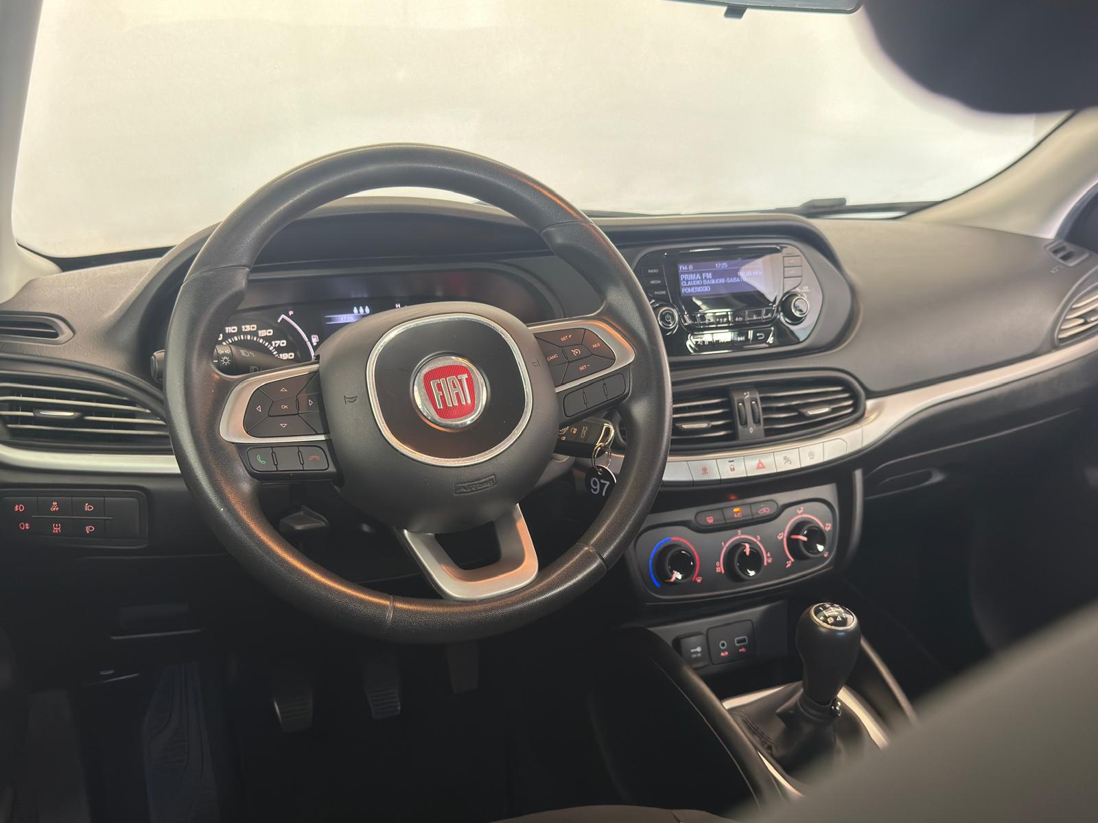 
								Fiat Tipo 1.3 Multijet full									