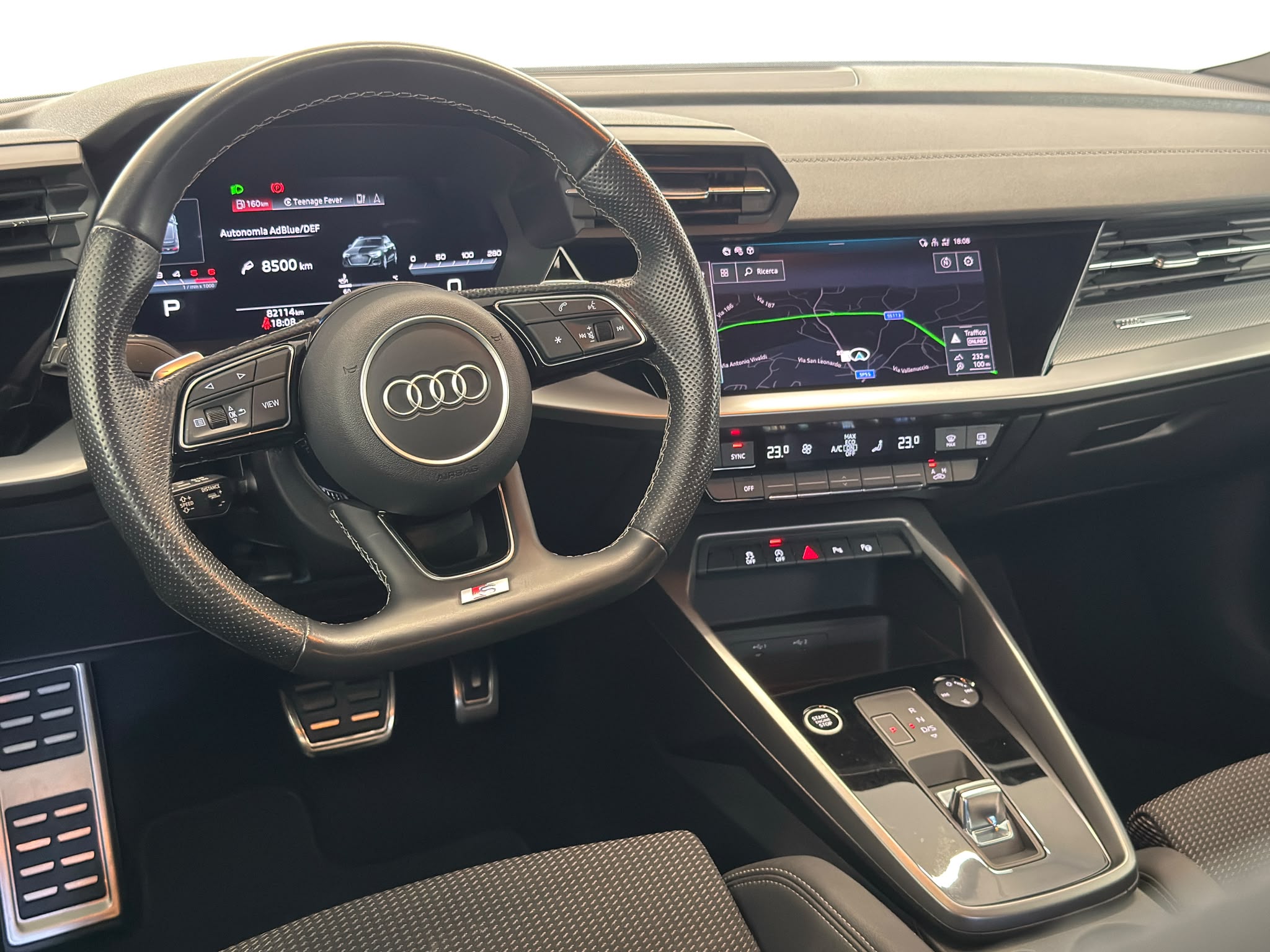
								Audi A3 Sportback 30 2.0 TDI S line full									