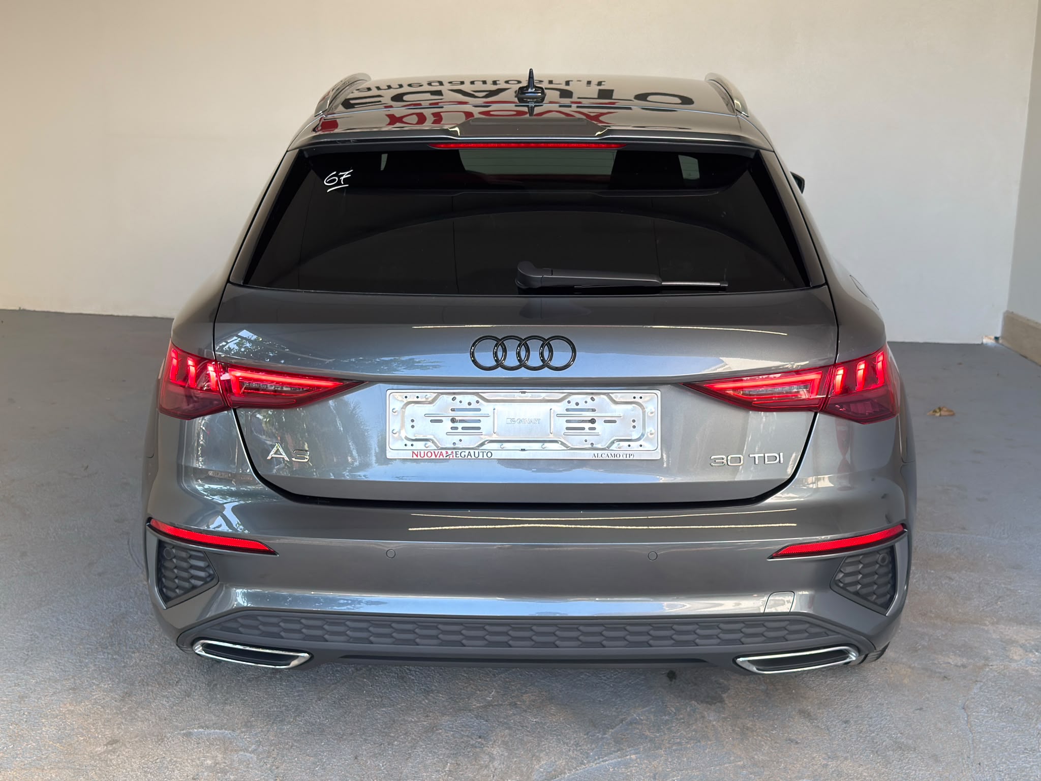 
								Audi A3 Sportback 30 2.0 TDI S line full									