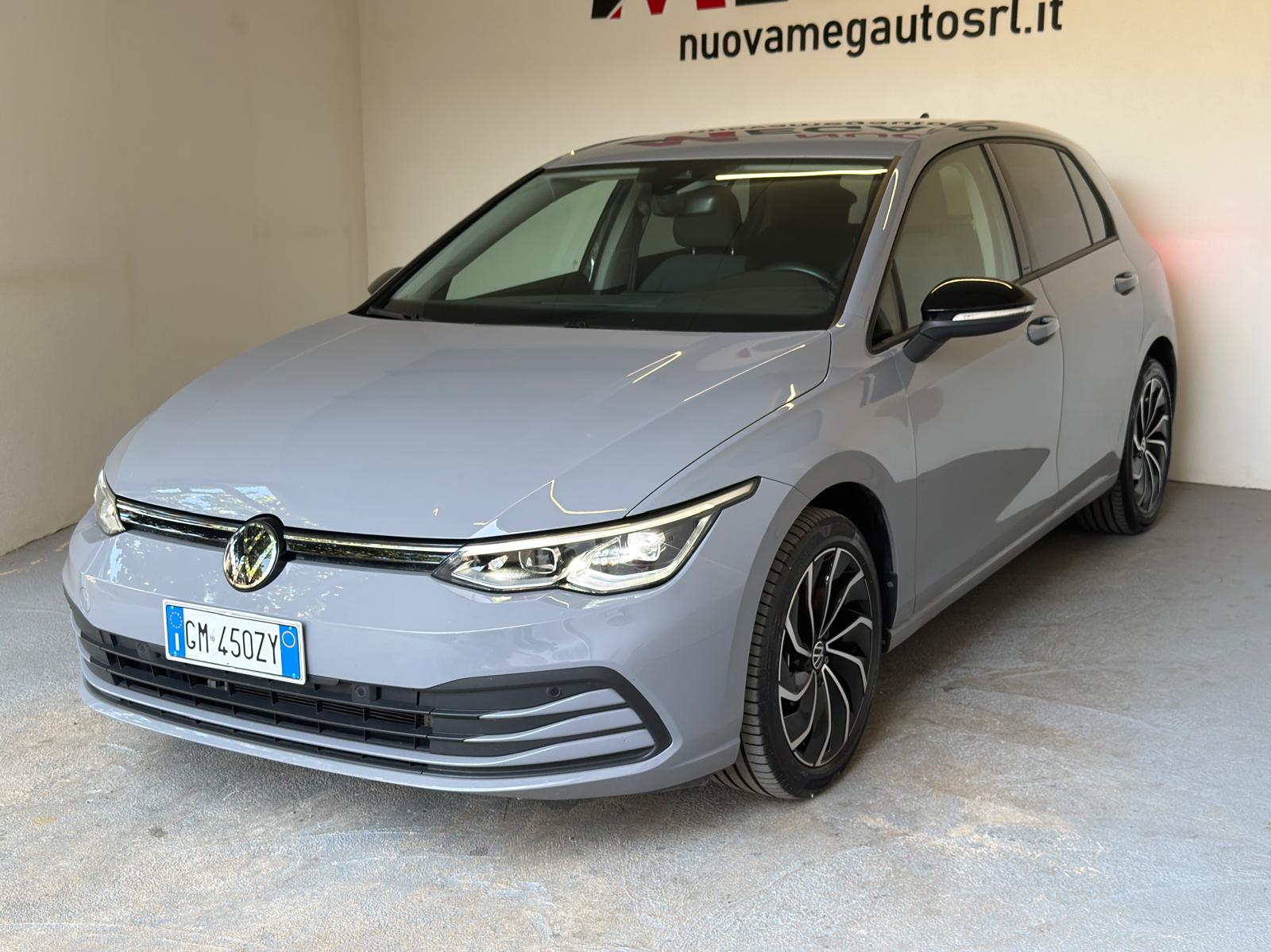 Volkswagen Golf VIII Berlina 2.0 TDI Life