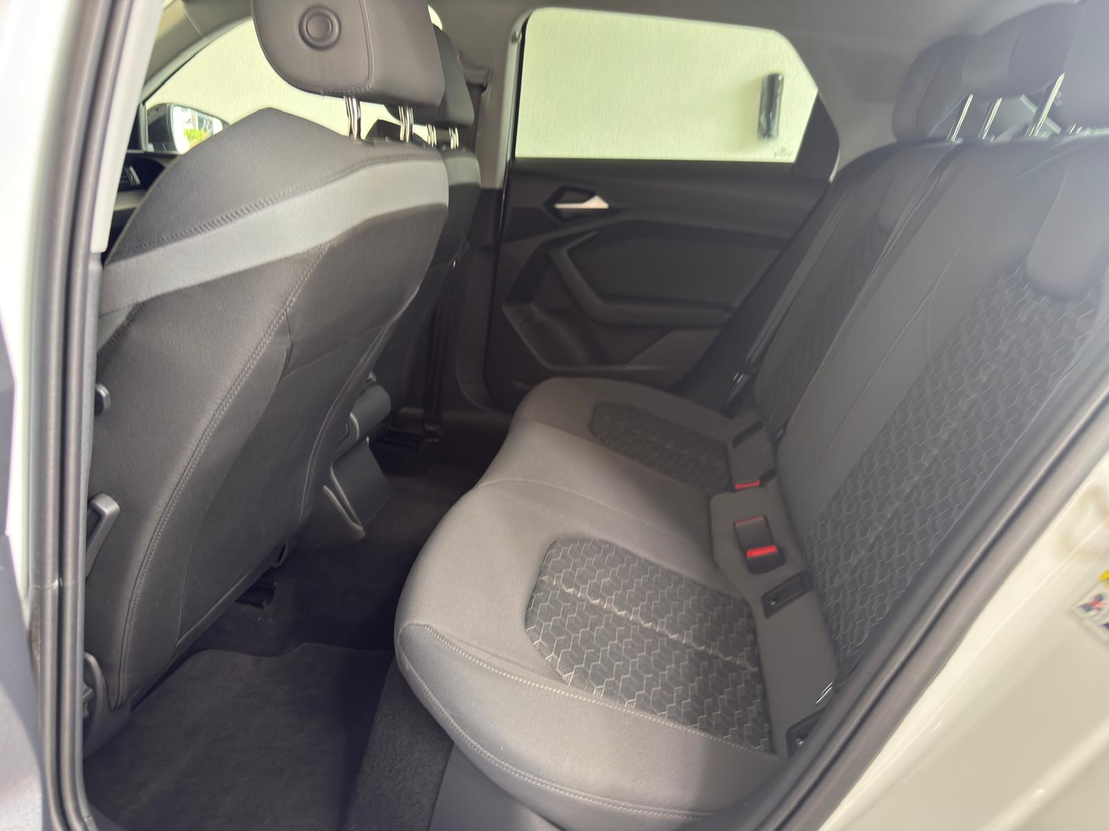 
								AUDI A1 SPB 30 TFSI S line edition full									
