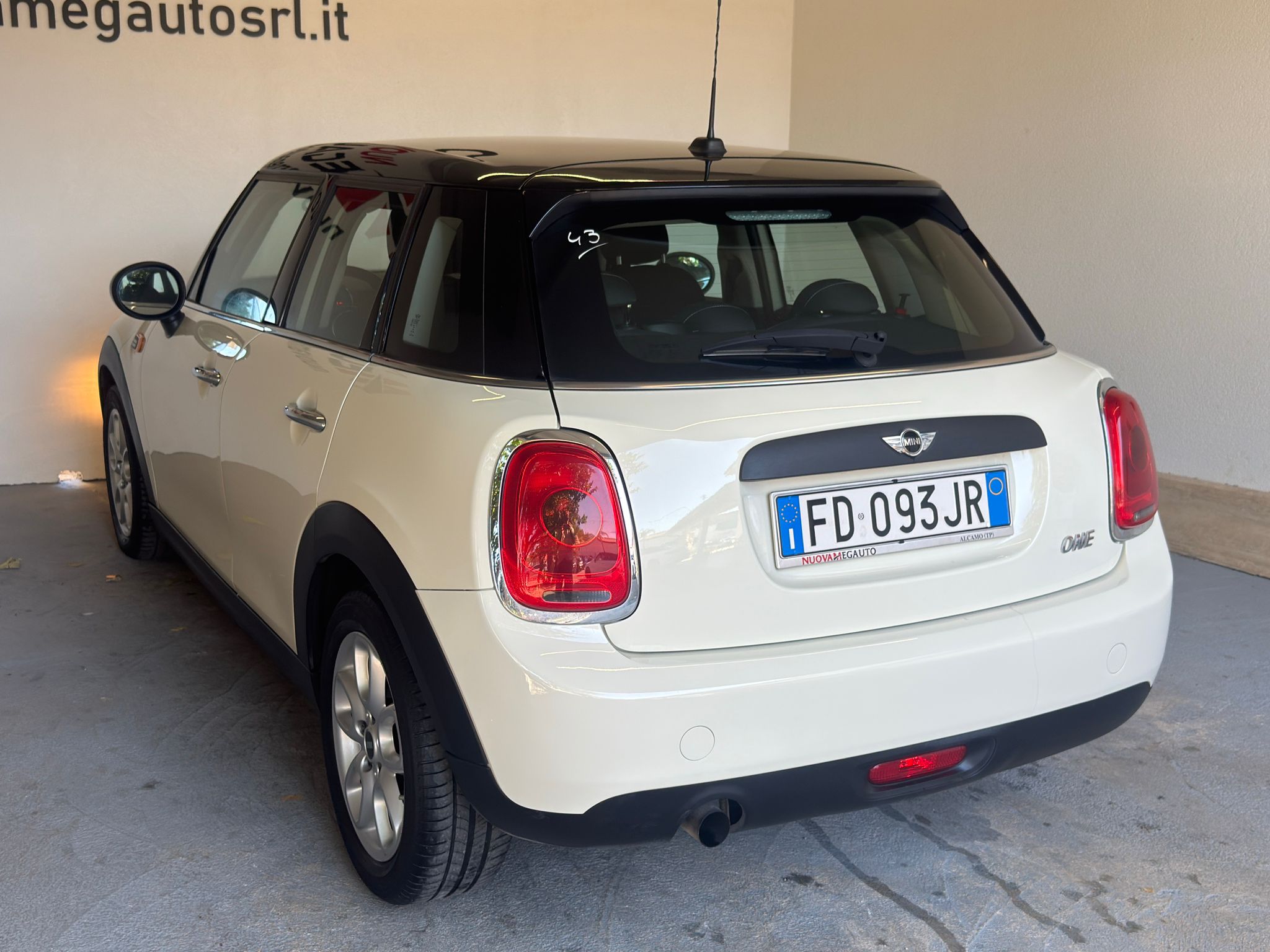 MINI Mini One First 1.2