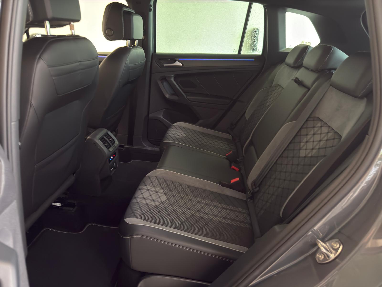
								Volkswagen Tiguan 1.5 TSI BMT R-Line full									