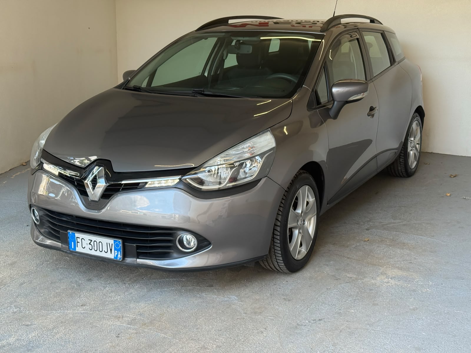 Renault Clio IV Sporter 1.2 16V 75 Zen