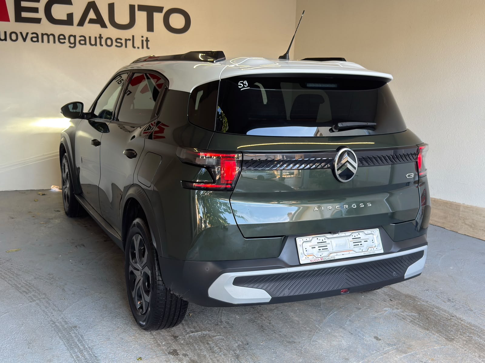 
								Citroen C3 Aircross 1.2 Turbo 100 PLUS full									