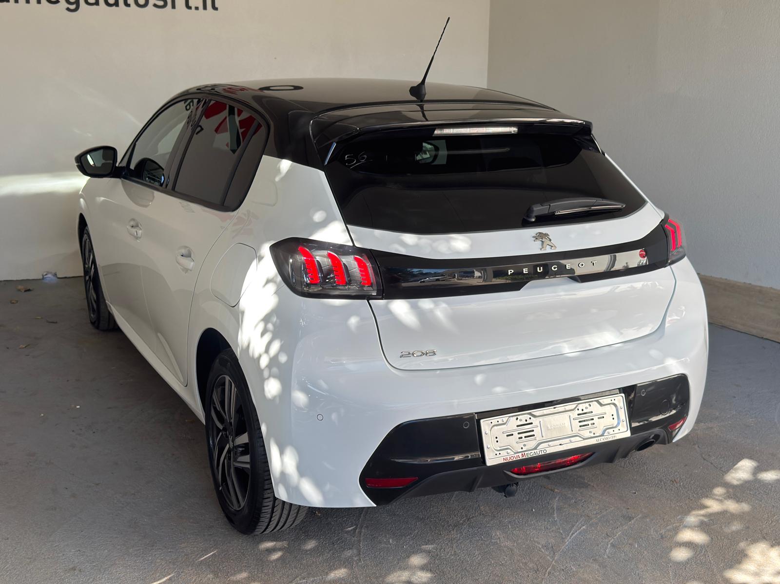 
								Peugeot 208 1.5 BlueHDi 100 Allure full									