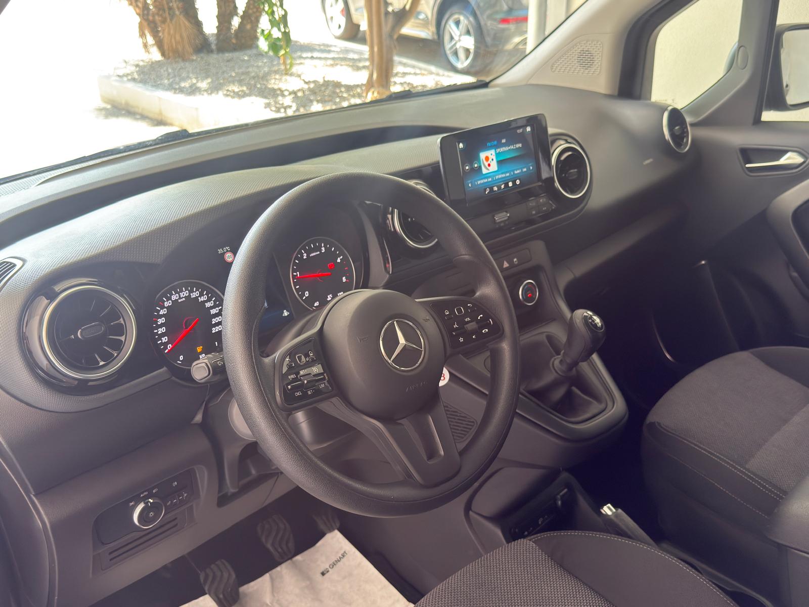 
								Mercedes-Benz Citan Tourer 110 CDI standard PRO full									