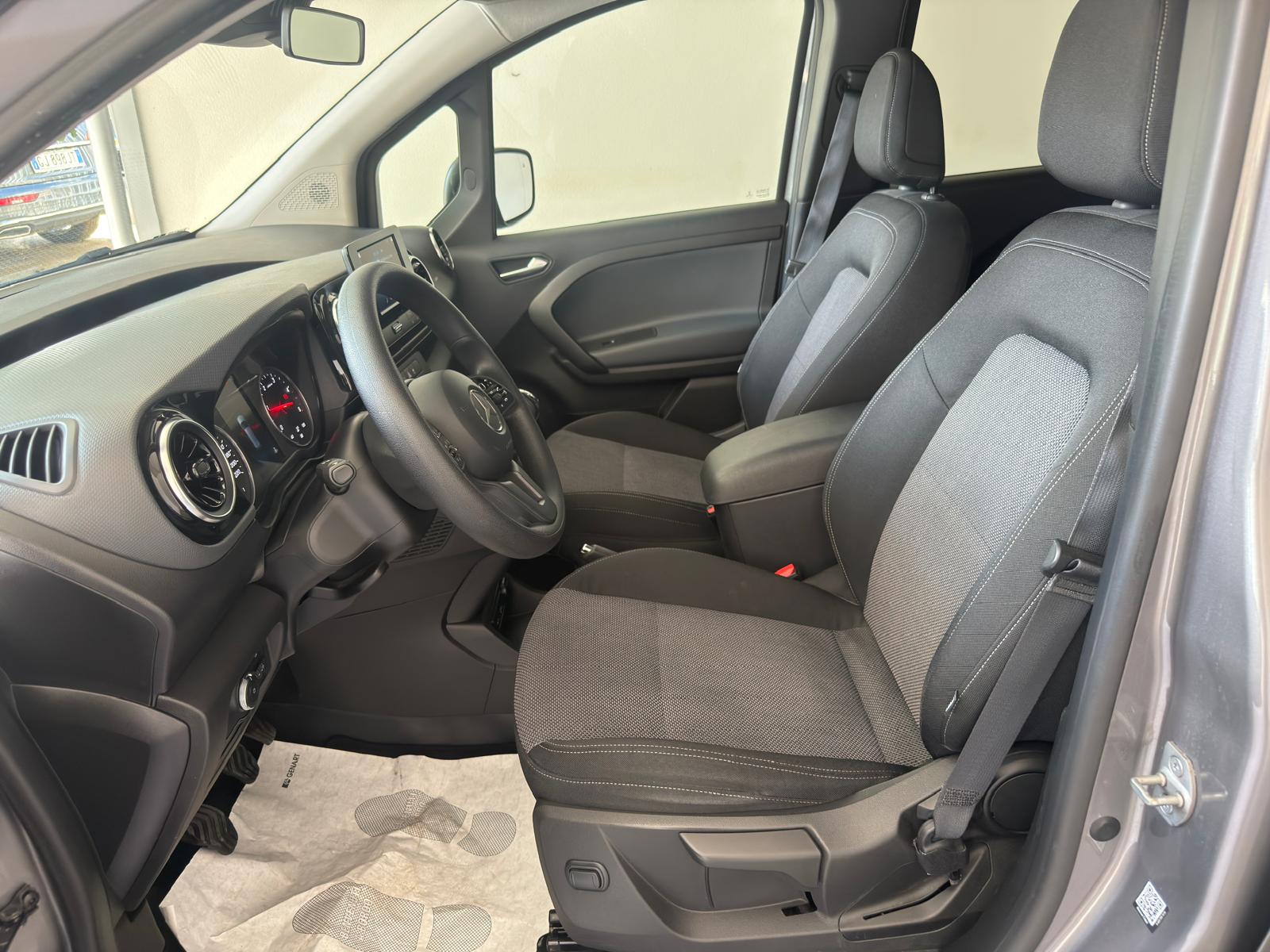 
								Mercedes-Benz Citan Tourer 110 CDI standard PRO full									