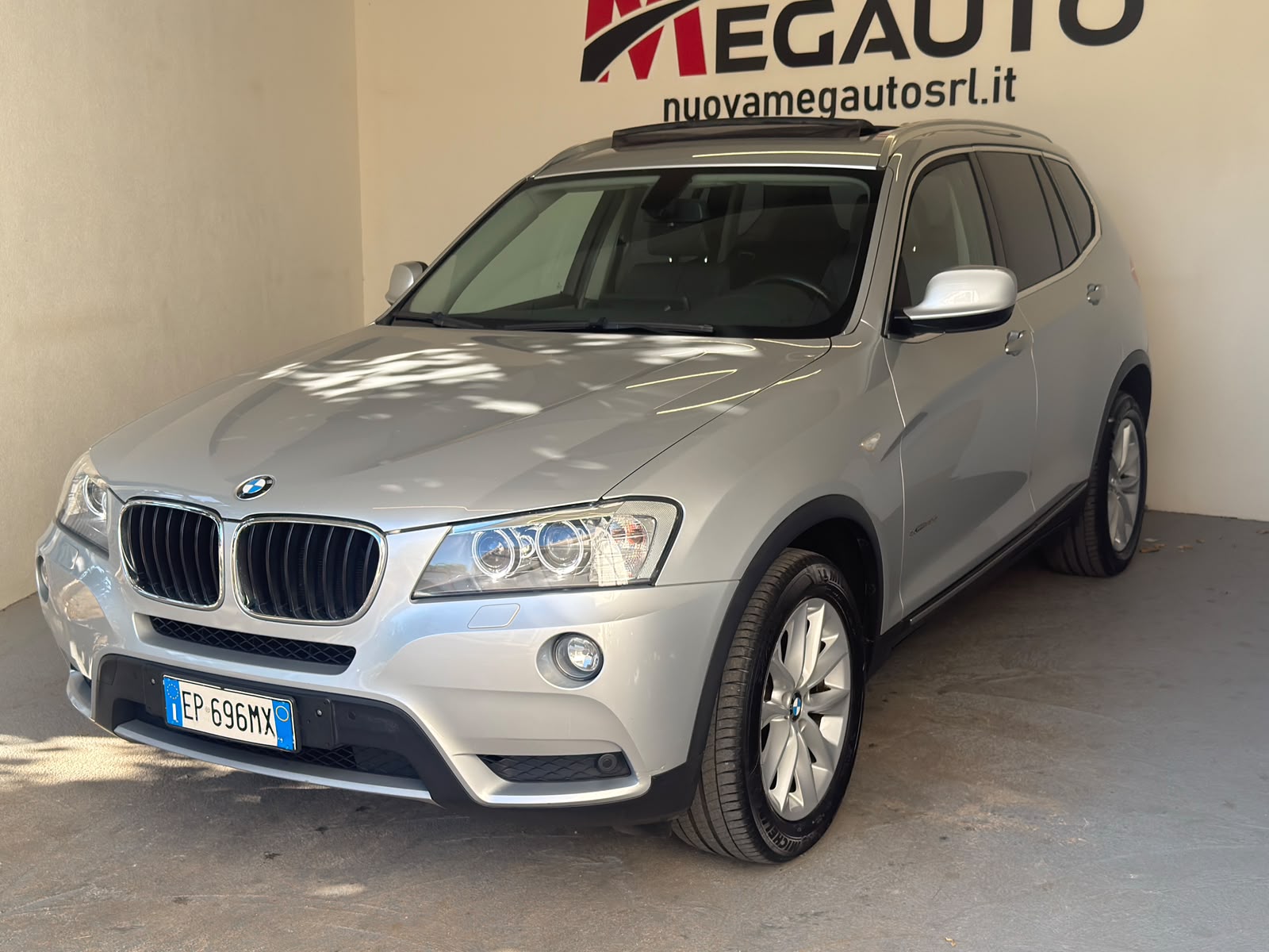 
								BMW X3 xDrive 20d full									