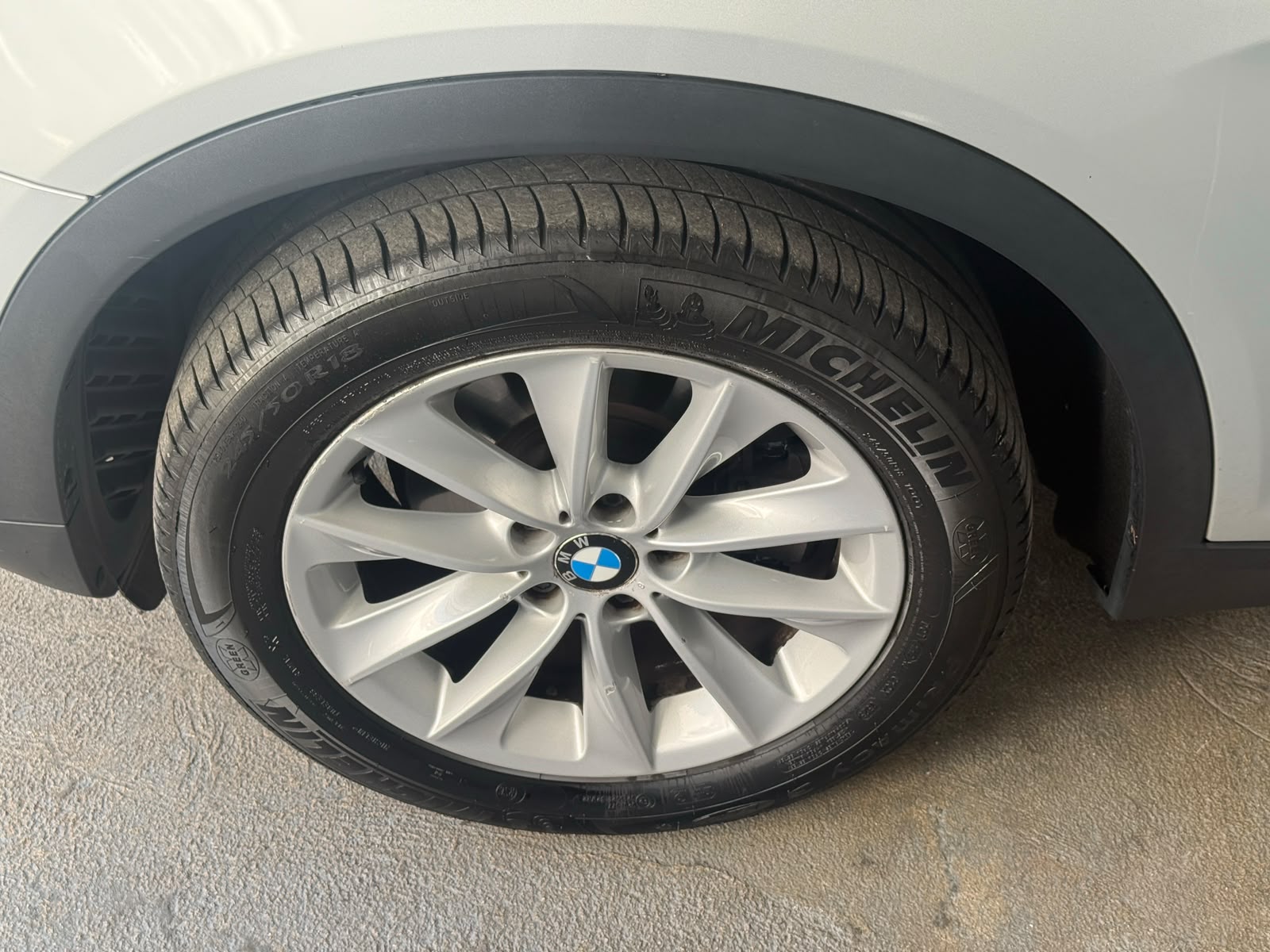 
								BMW X3 xDrive 20d full									