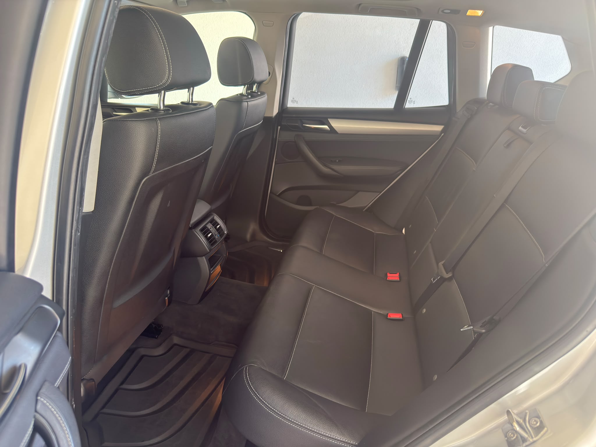 
								BMW X3 xDrive 20d full									