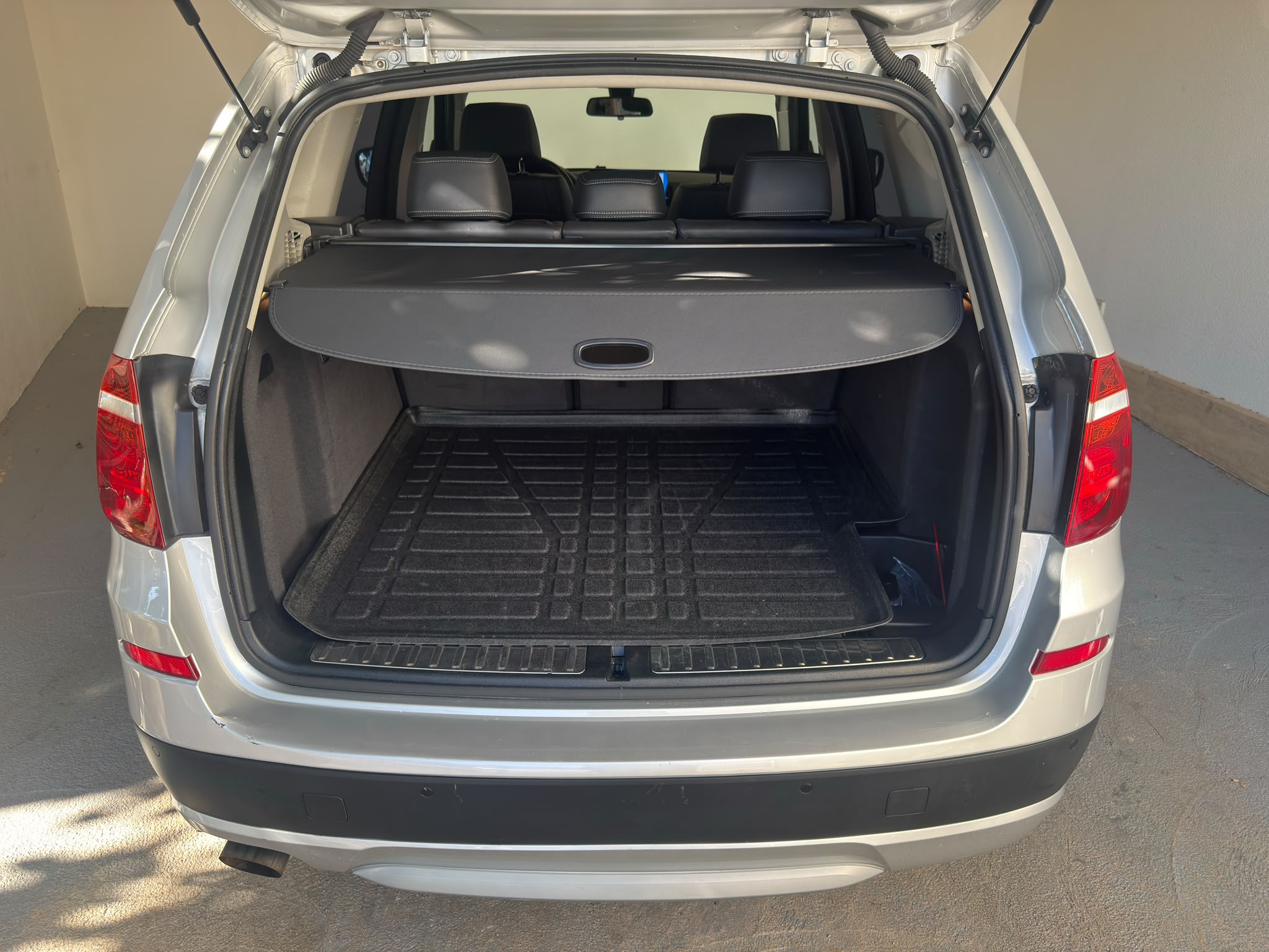 
								BMW X3 xDrive 20d full									