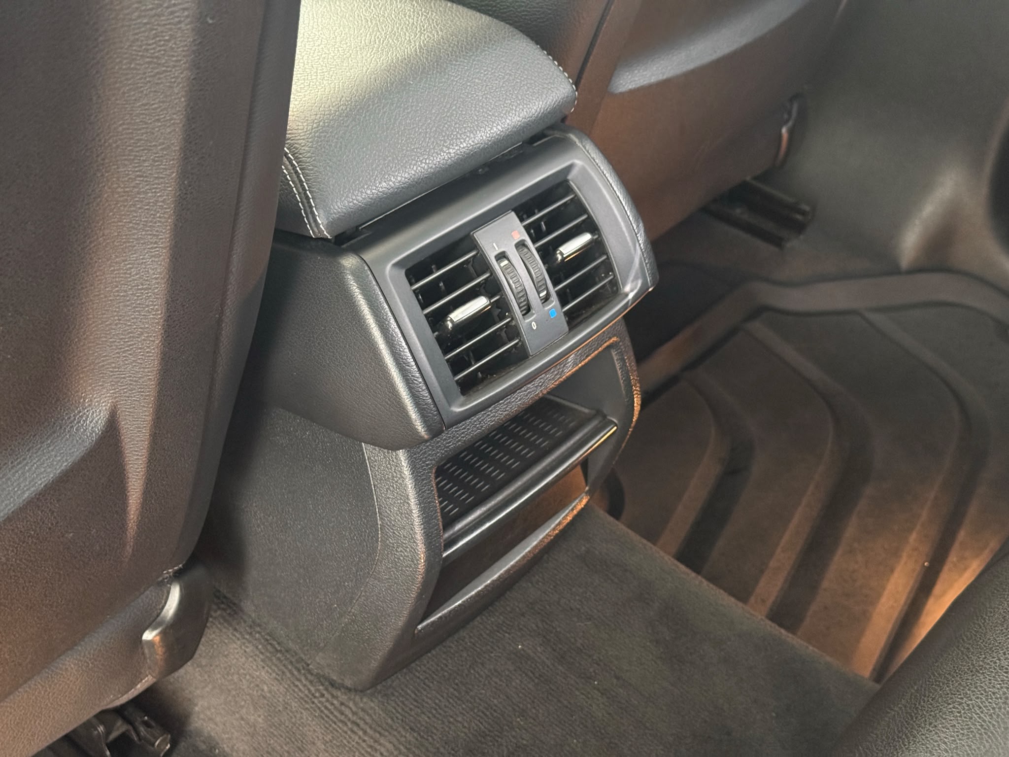 
								BMW X3 xDrive 20d full									