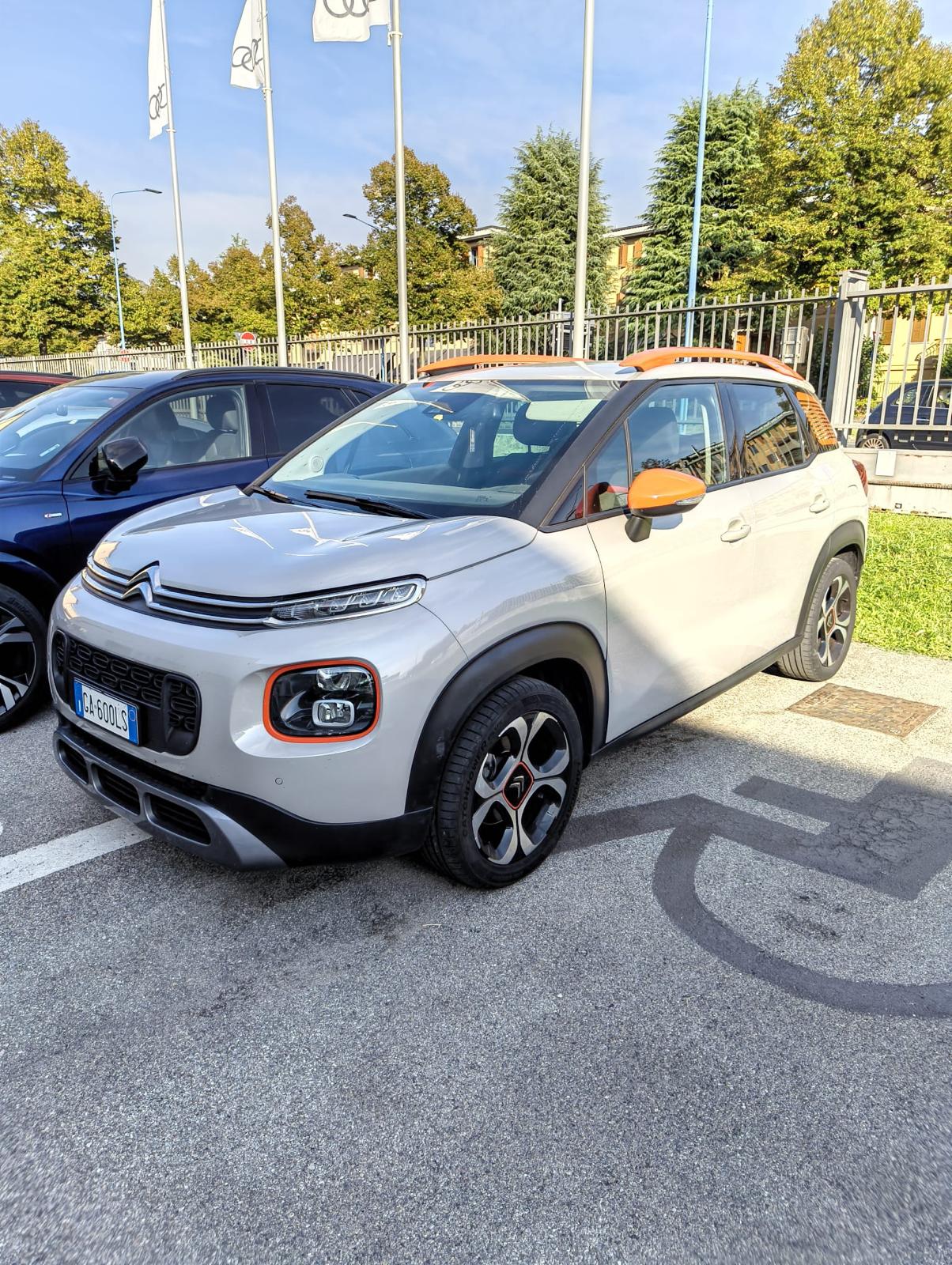 
								Citroen C3 Aircross 1.2 PureTech 110 Shine full									