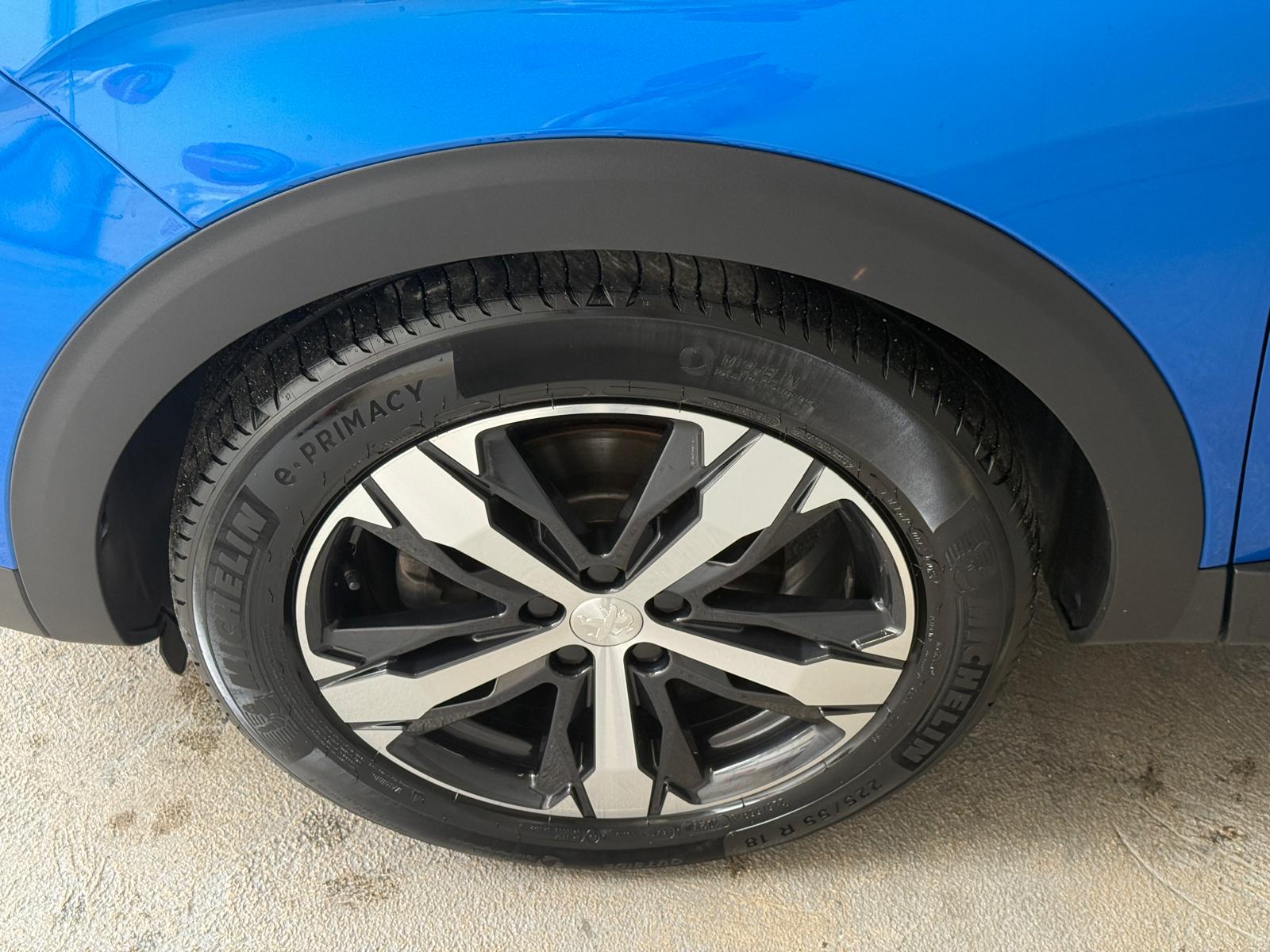 
								Peugeot 3008 1.5 BlueHDi 130 FAP Allure Pack full									