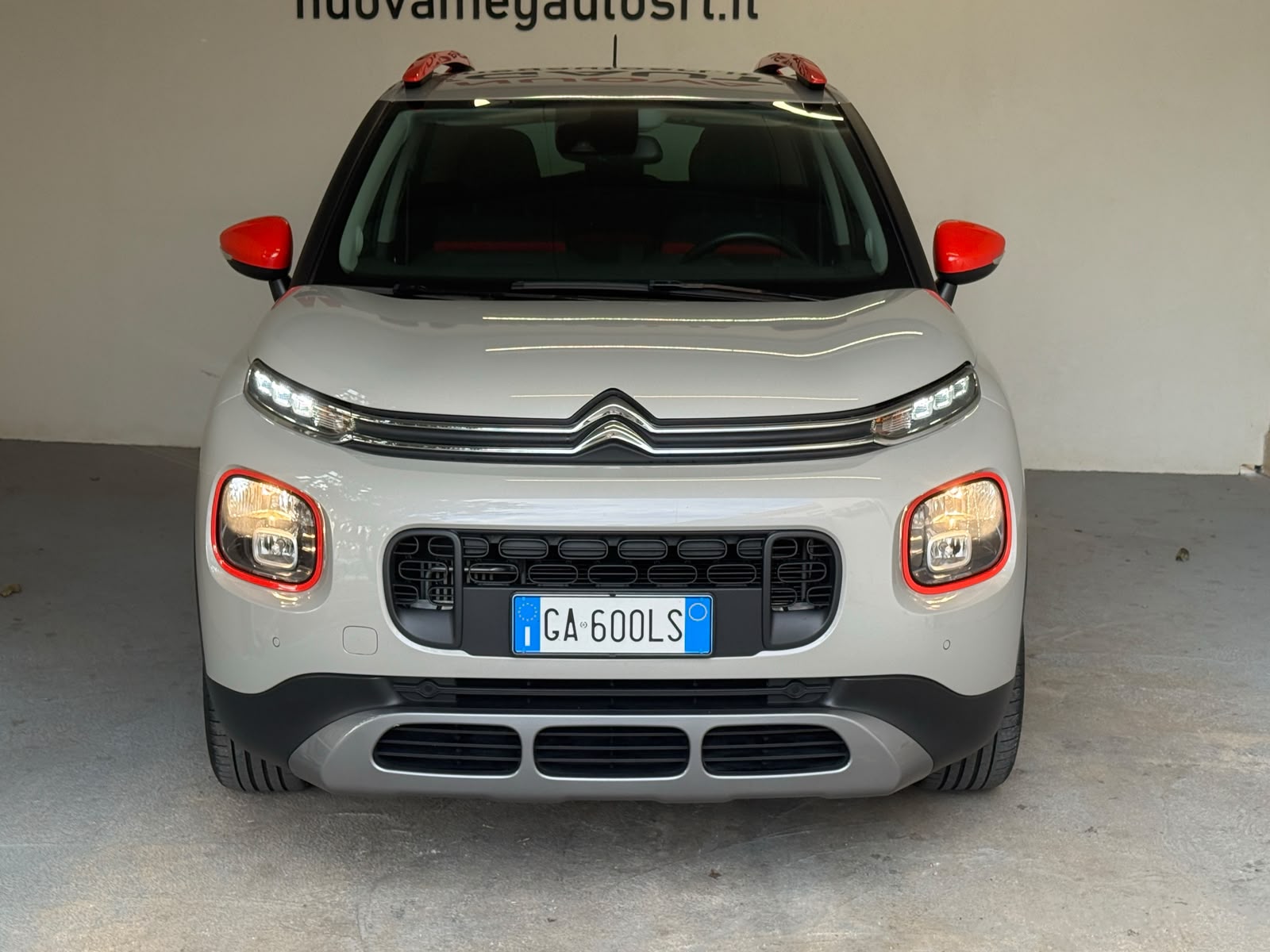 
								Citroen C3 Aircross 1.2 PureTech 110 Shine full									