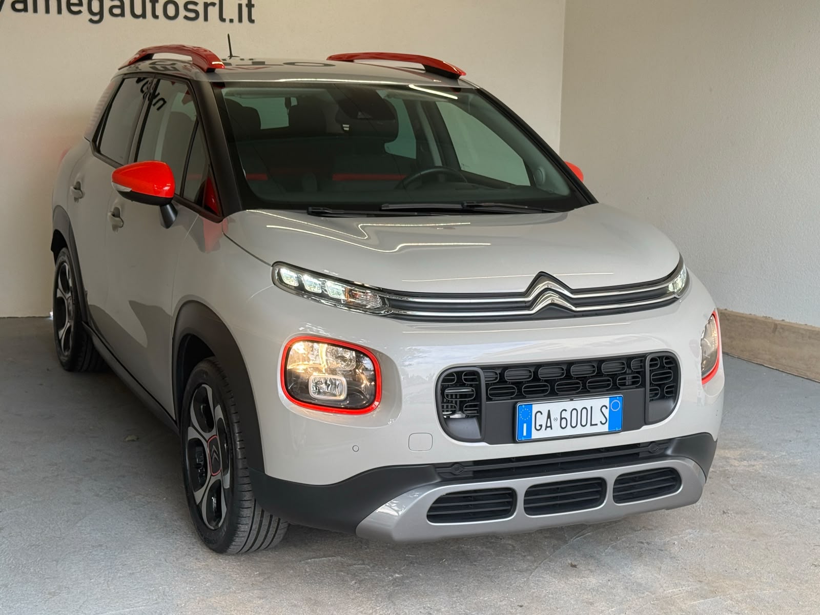 
								Citroen C3 Aircross 1.2 PureTech 110 Shine full									