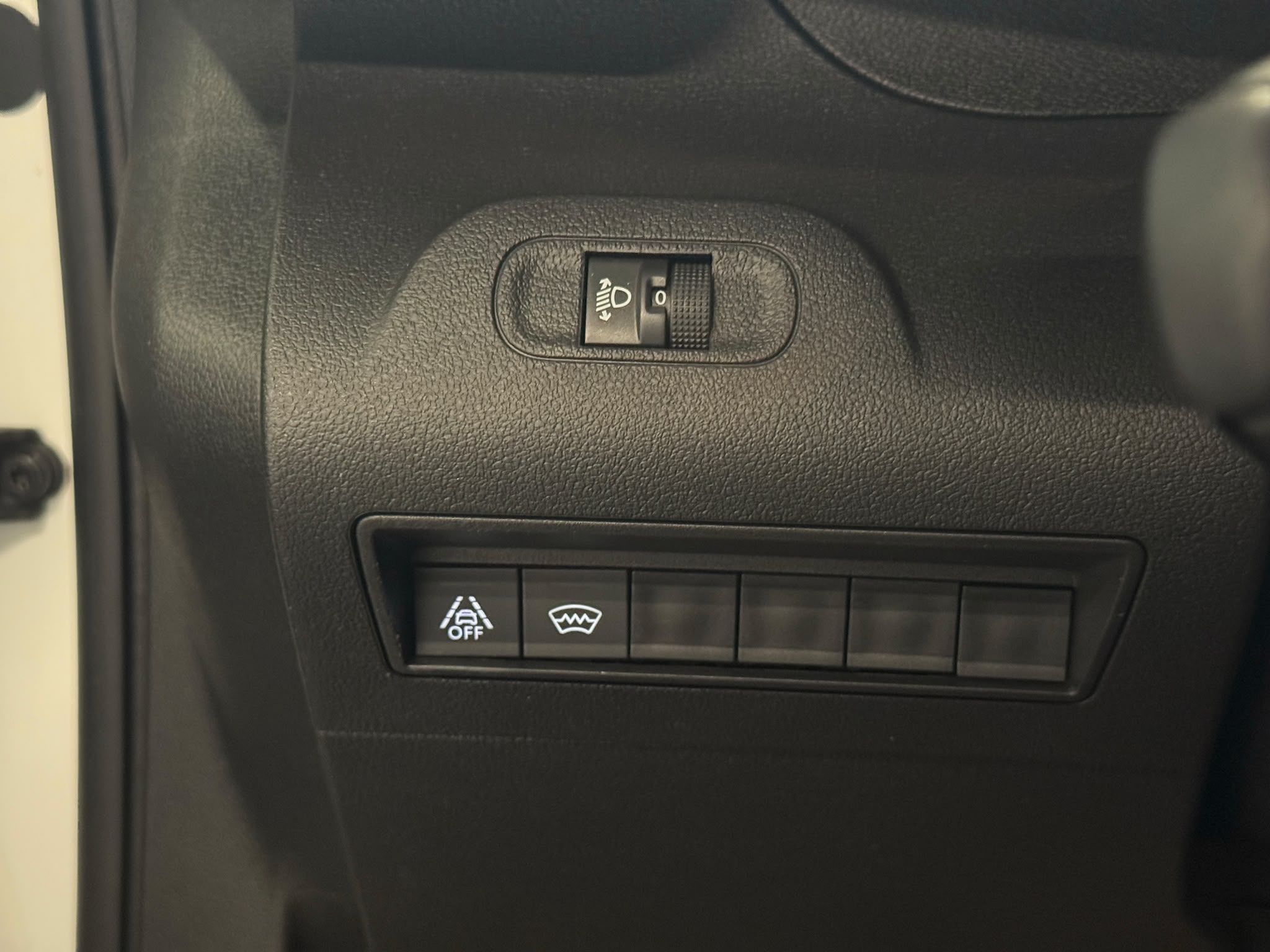 
								Peugeot Rifter 1.5 BlueHDi full									