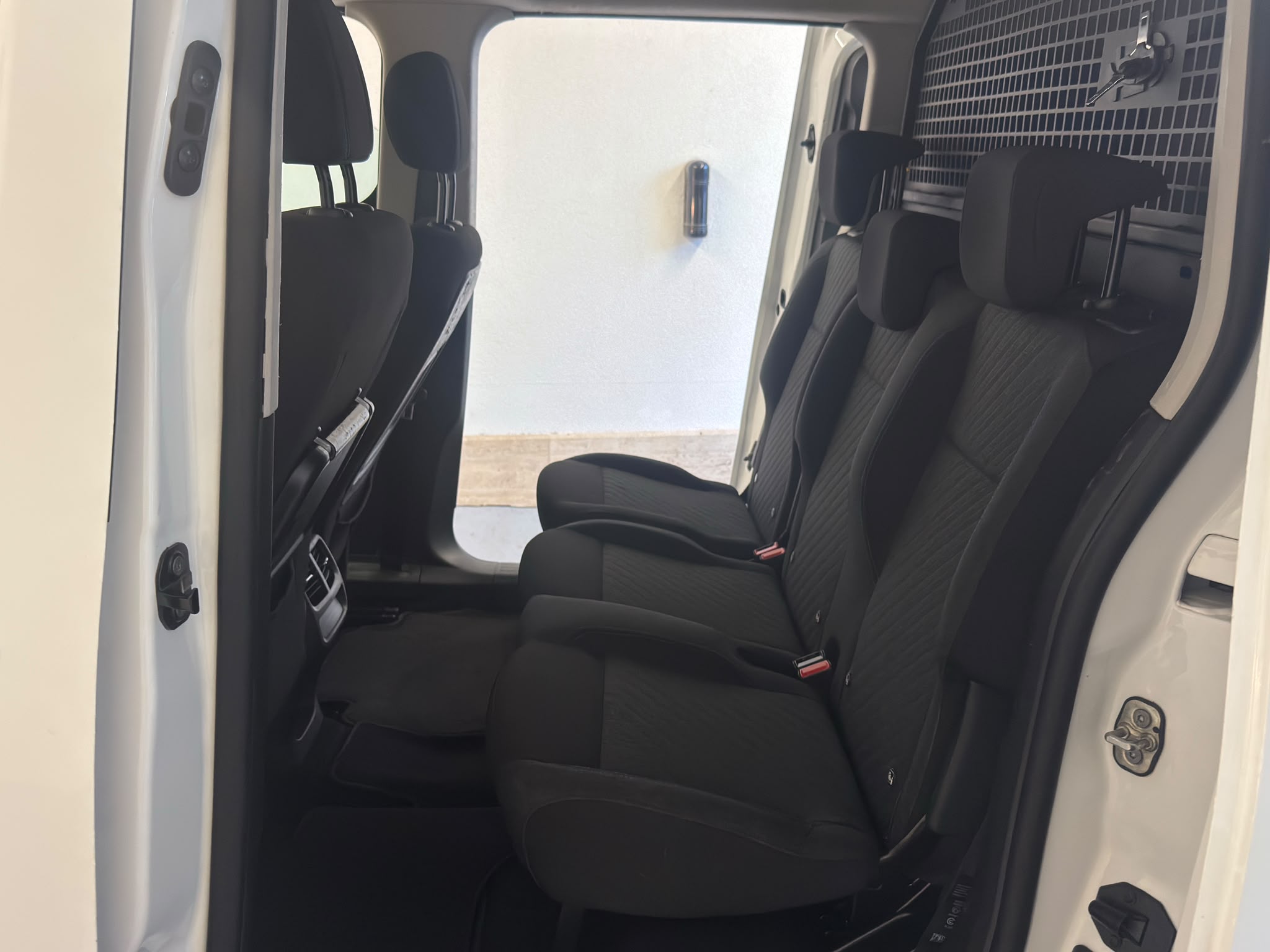 
								Peugeot Rifter 1.5 BlueHDi full									