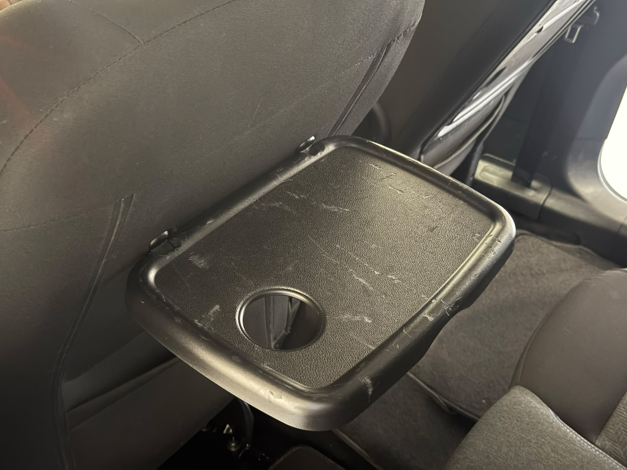 
								Peugeot Rifter 1.5 BlueHDi full									