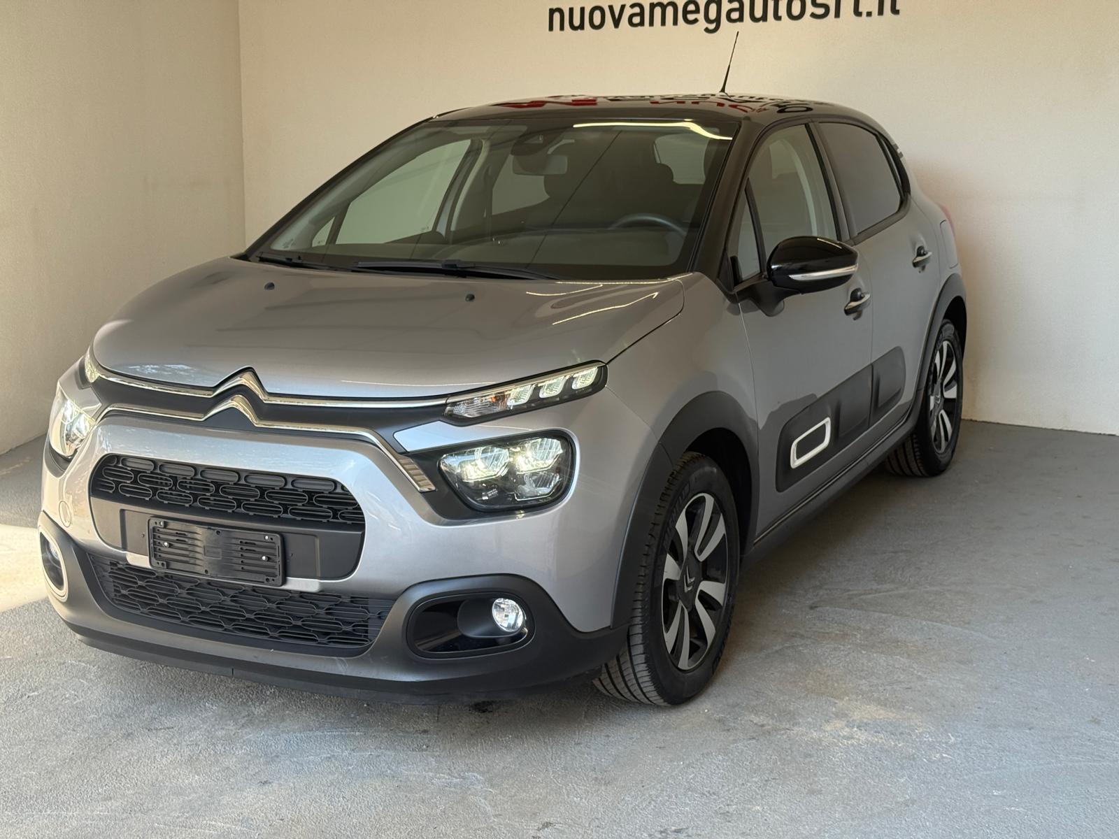 
								Citroen C3 1.2 PureTech 110 Shine full									