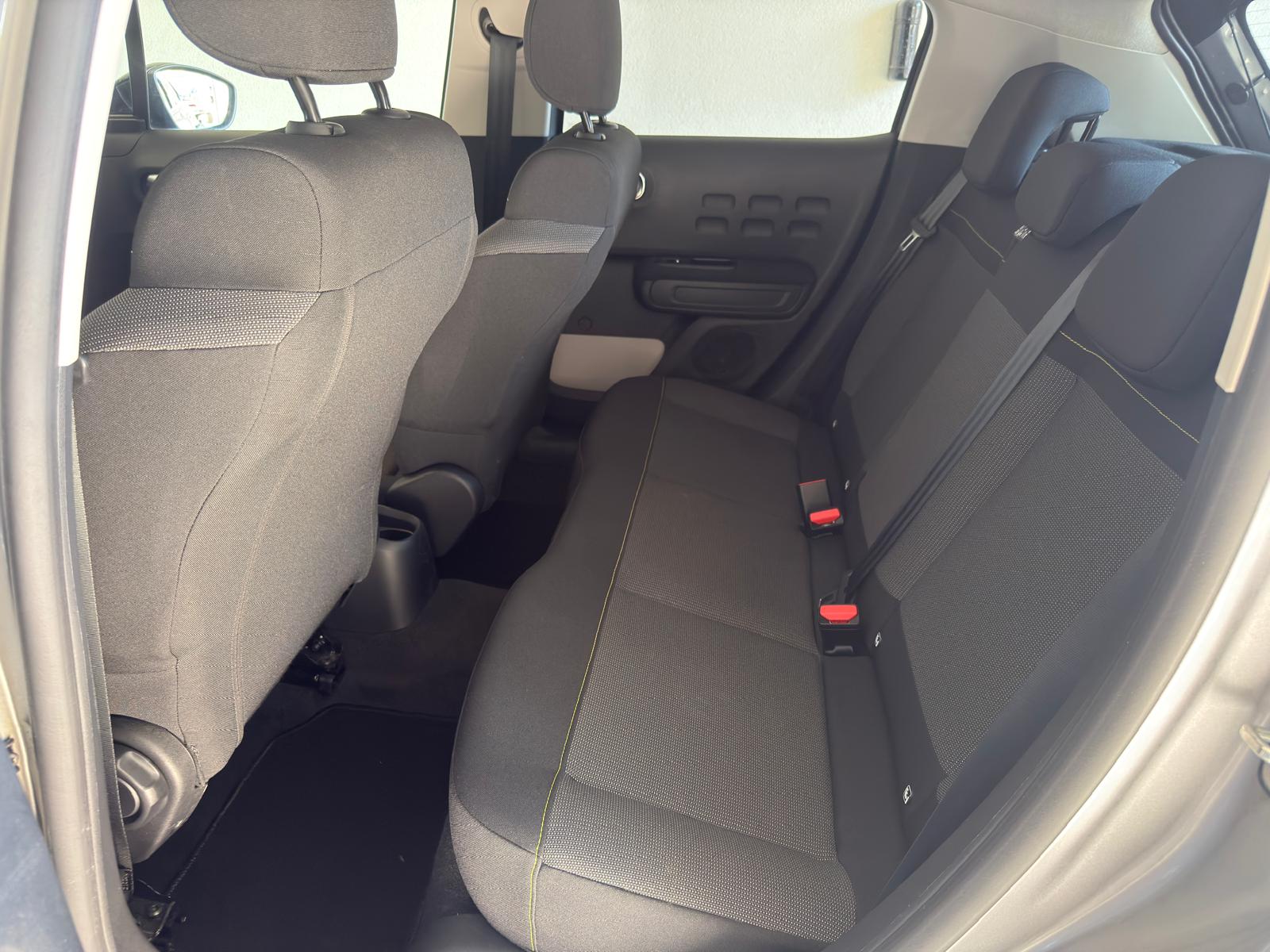 
								Citroen C3 1.2 PureTech 110 Shine full									
