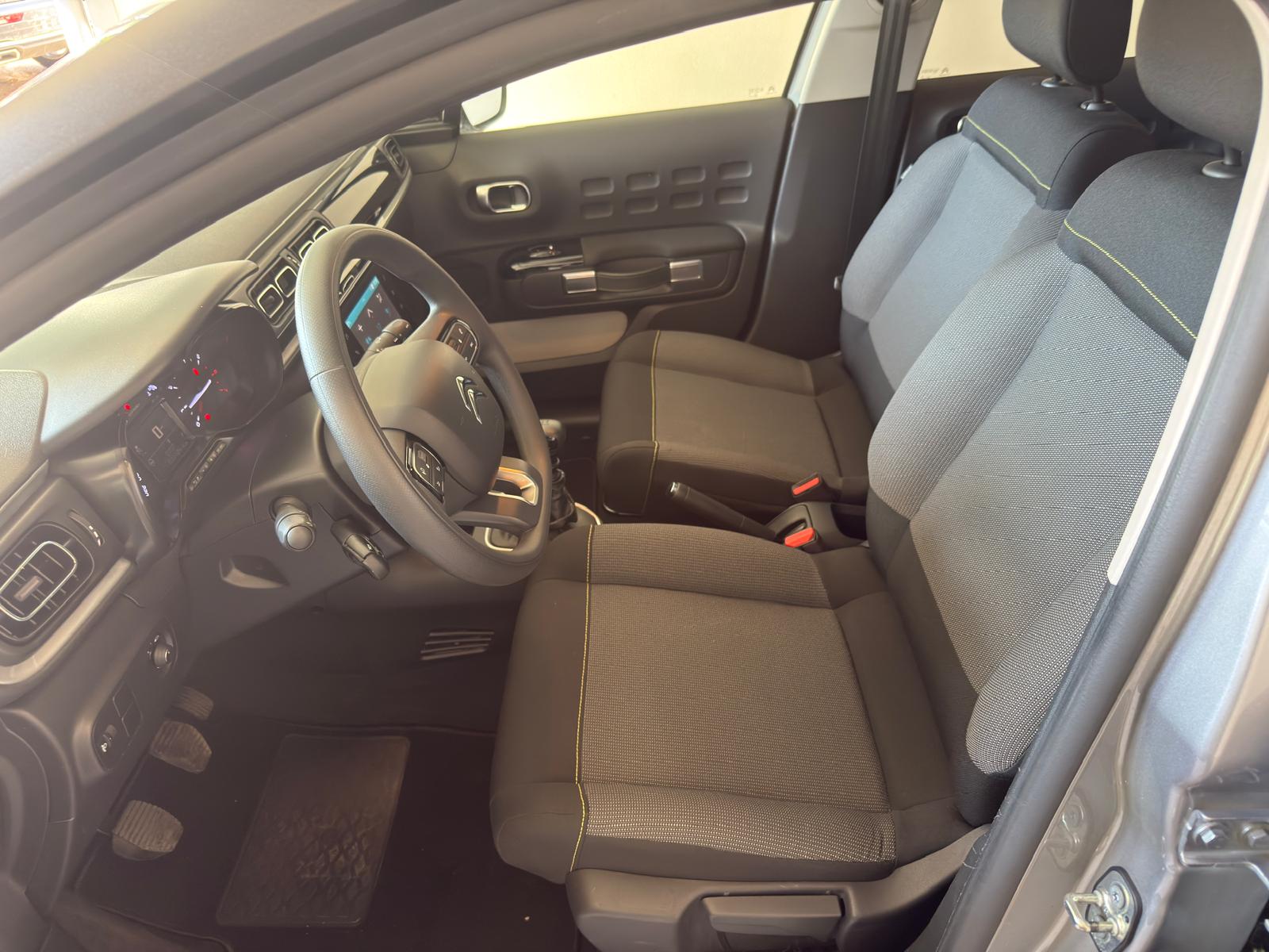 
								Citroen C3 1.2 PureTech 110 Shine full									