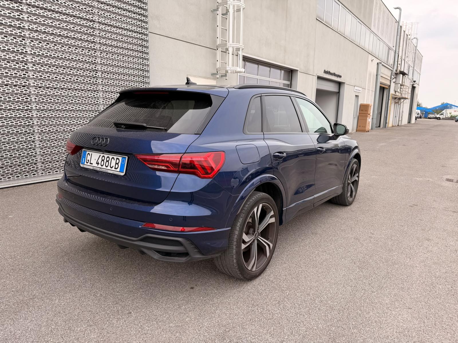 Audi Q3 35 2.0 TDI S line
