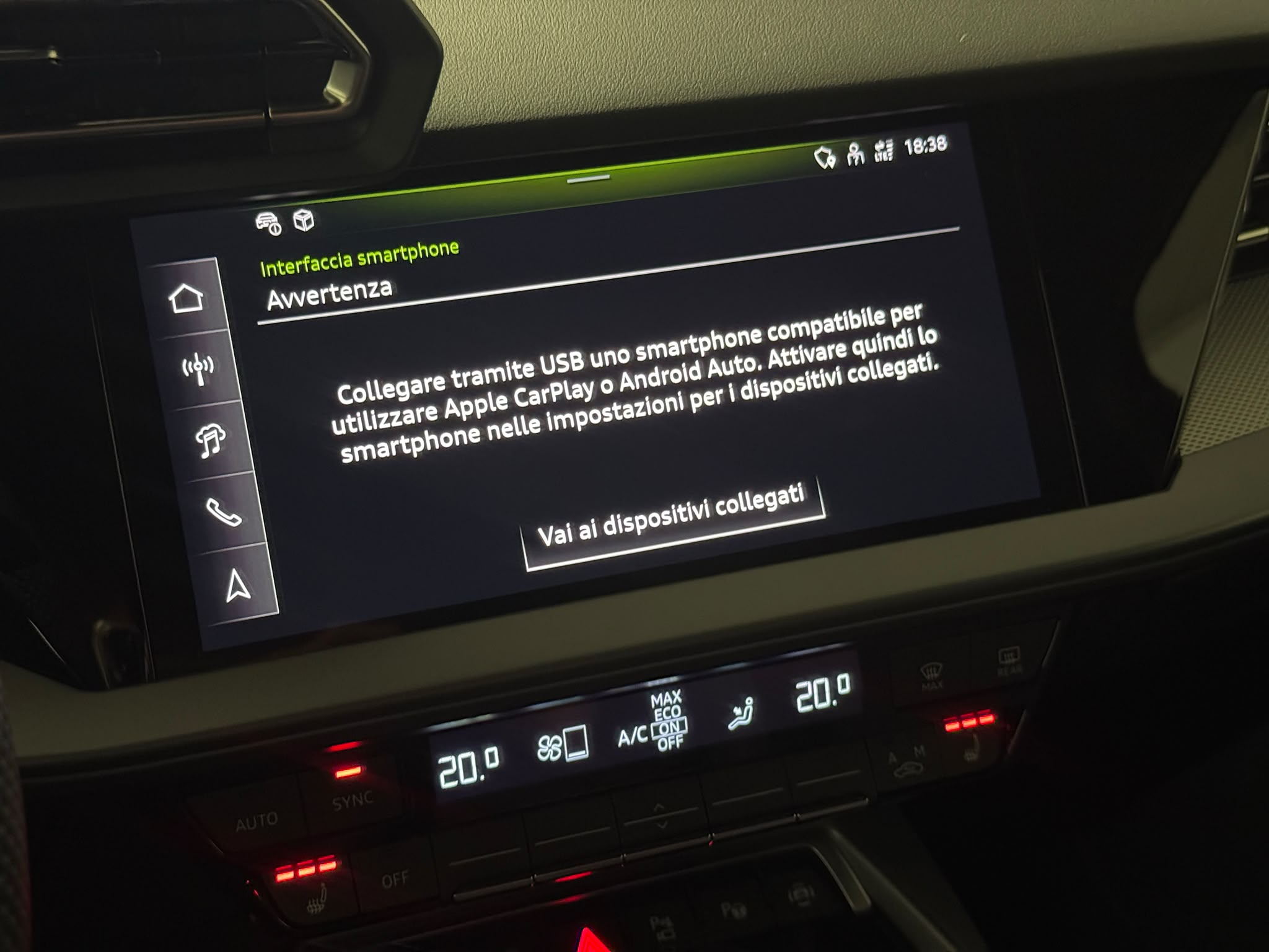 
								Audi A3 Sportback 2.0 TDI 35 S line full									